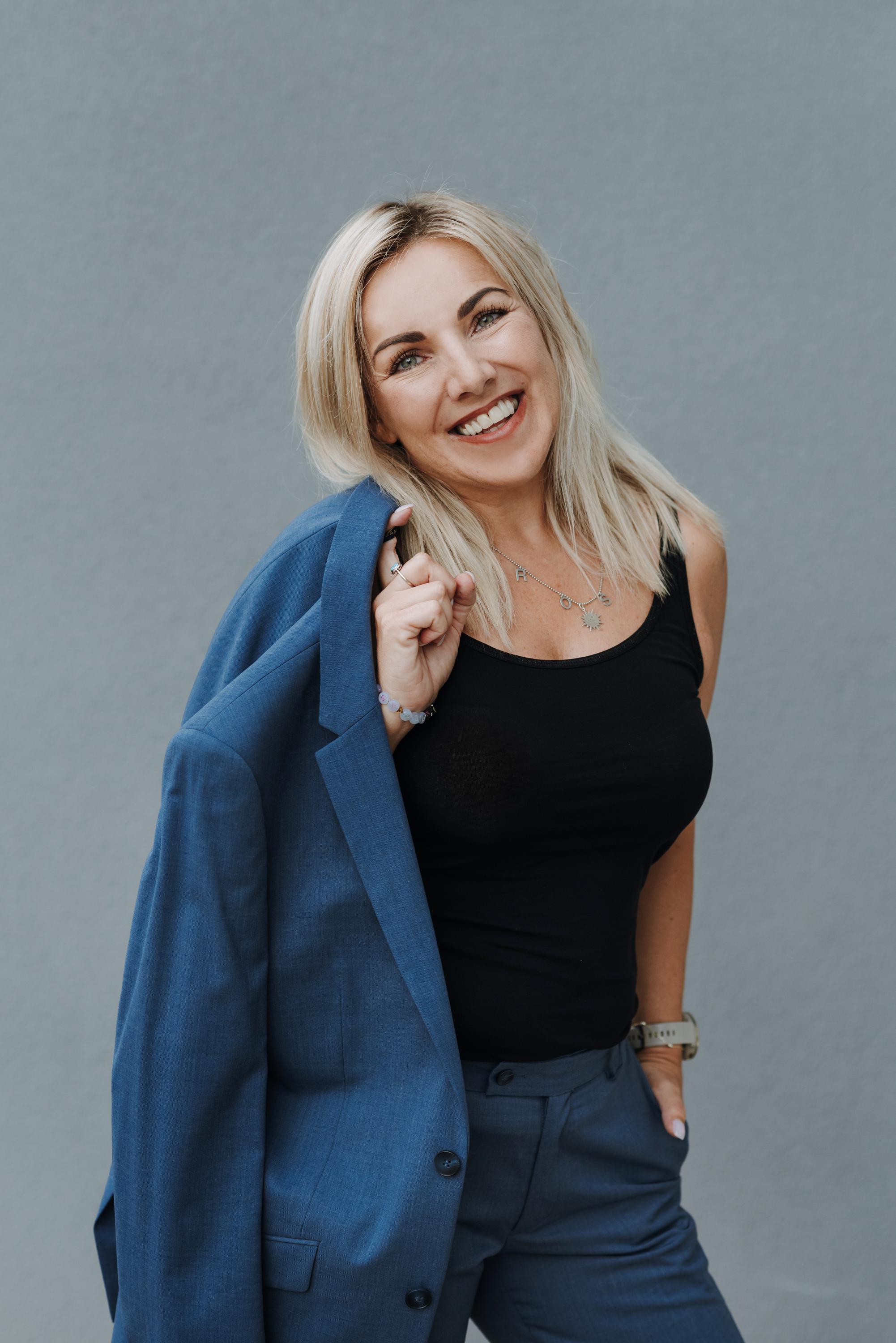 Jana Plichtová (Vitásková) - Realitní makléř foto 2