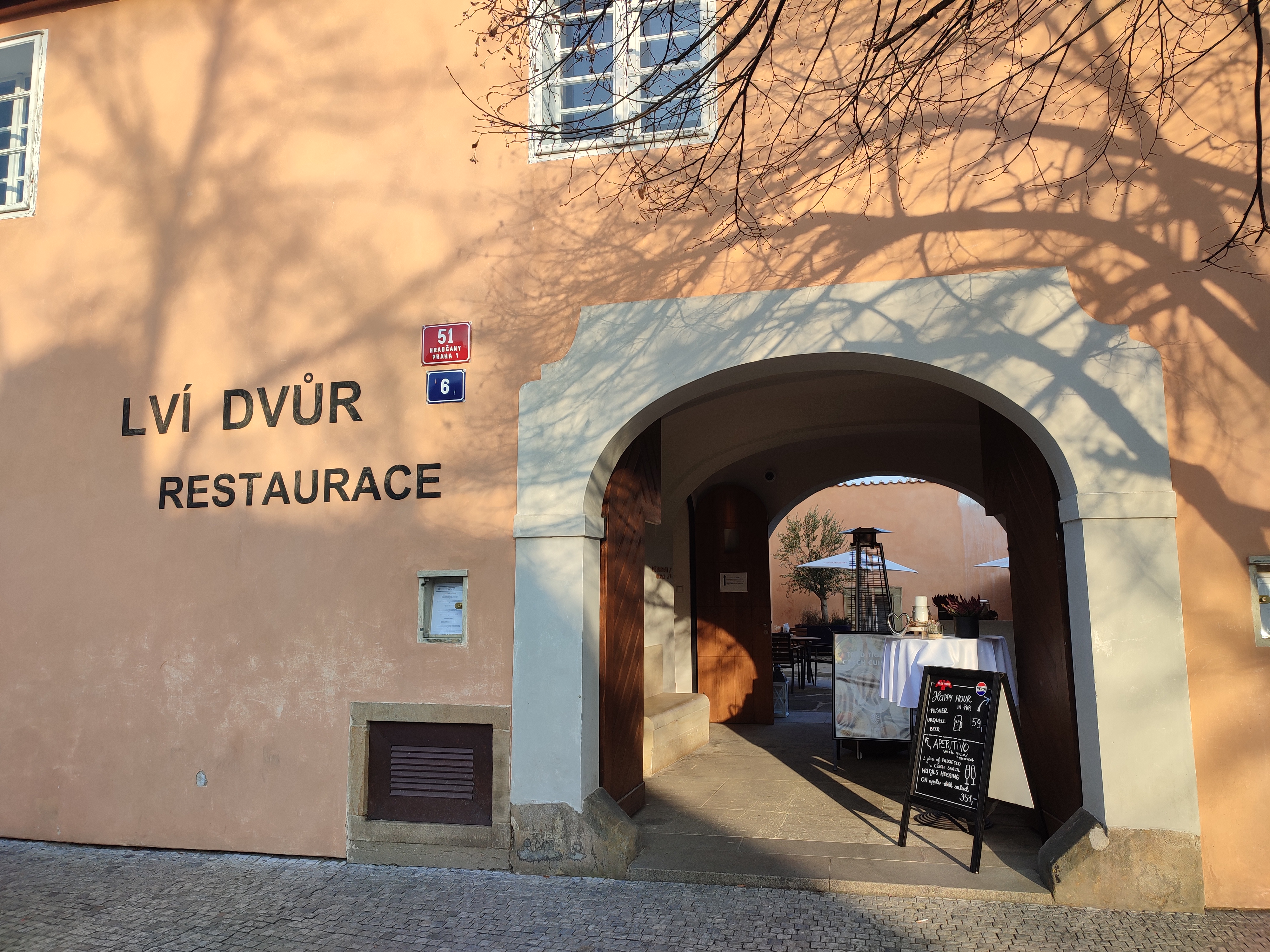 Restaurant Lví Dvůr