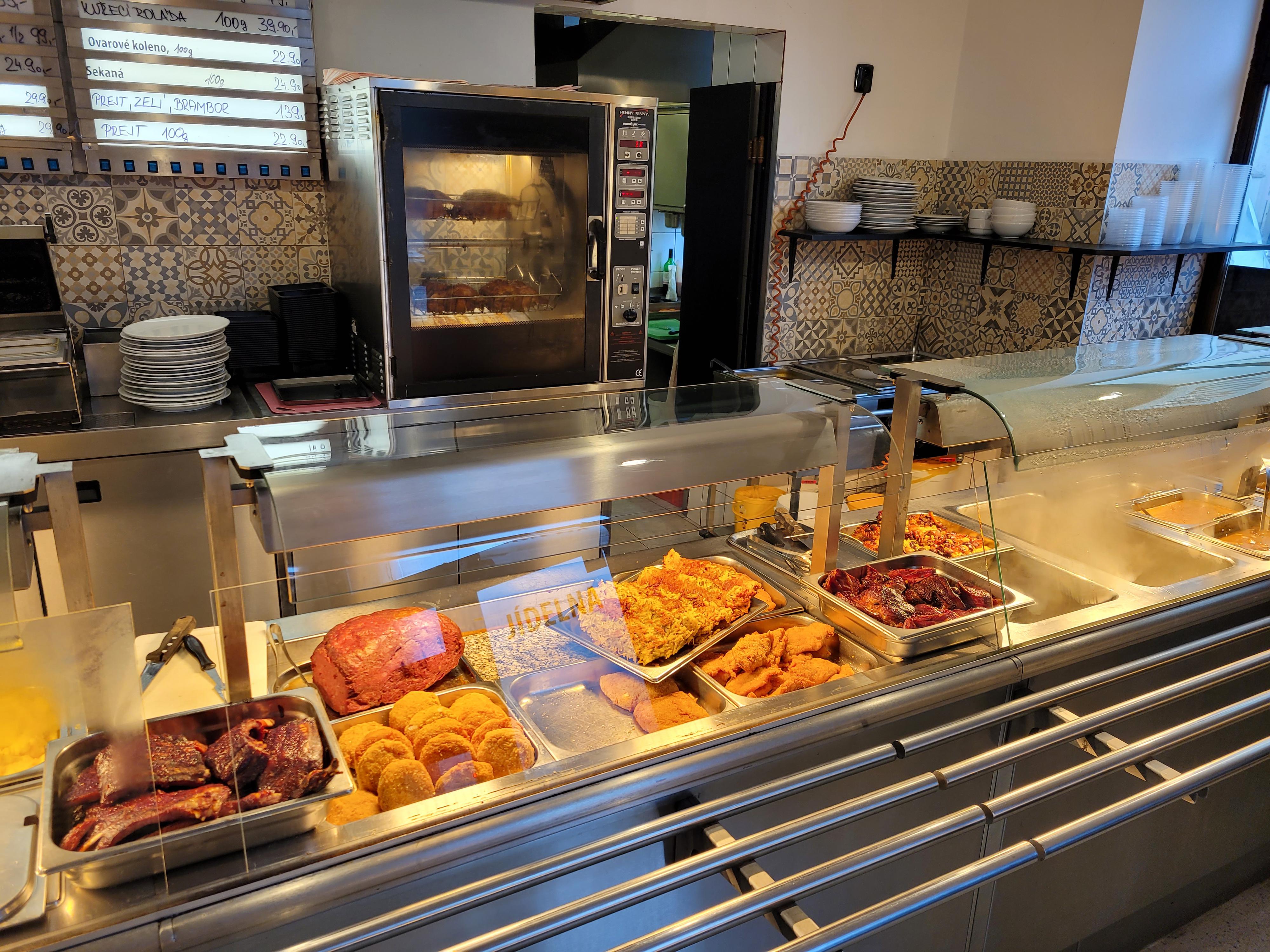 Jídelna a řeznictví Letná foto 4