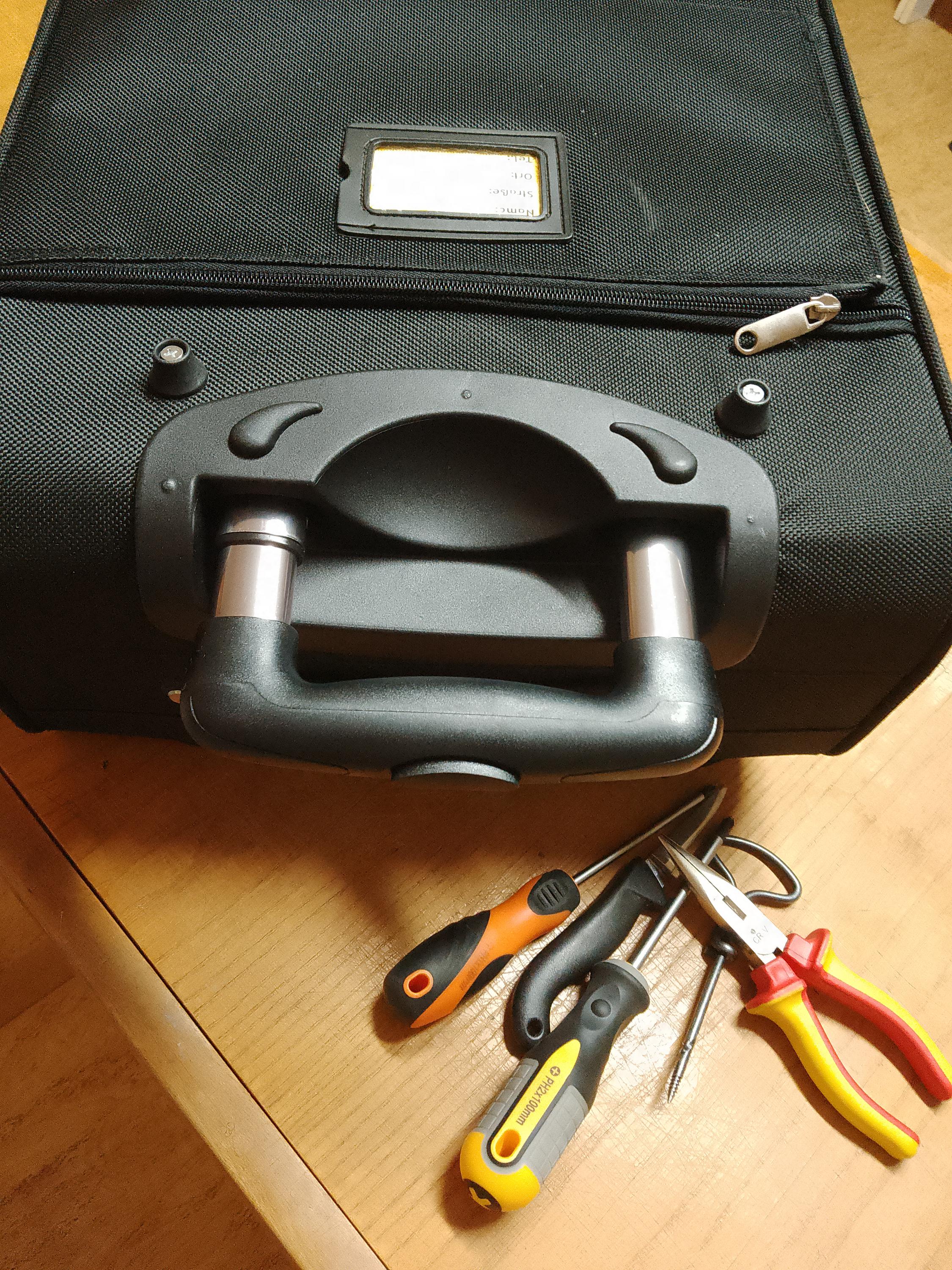 Opravy kufrů Libor Císař foto 4