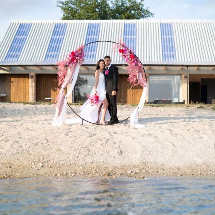 Stodola na pláži foto 2