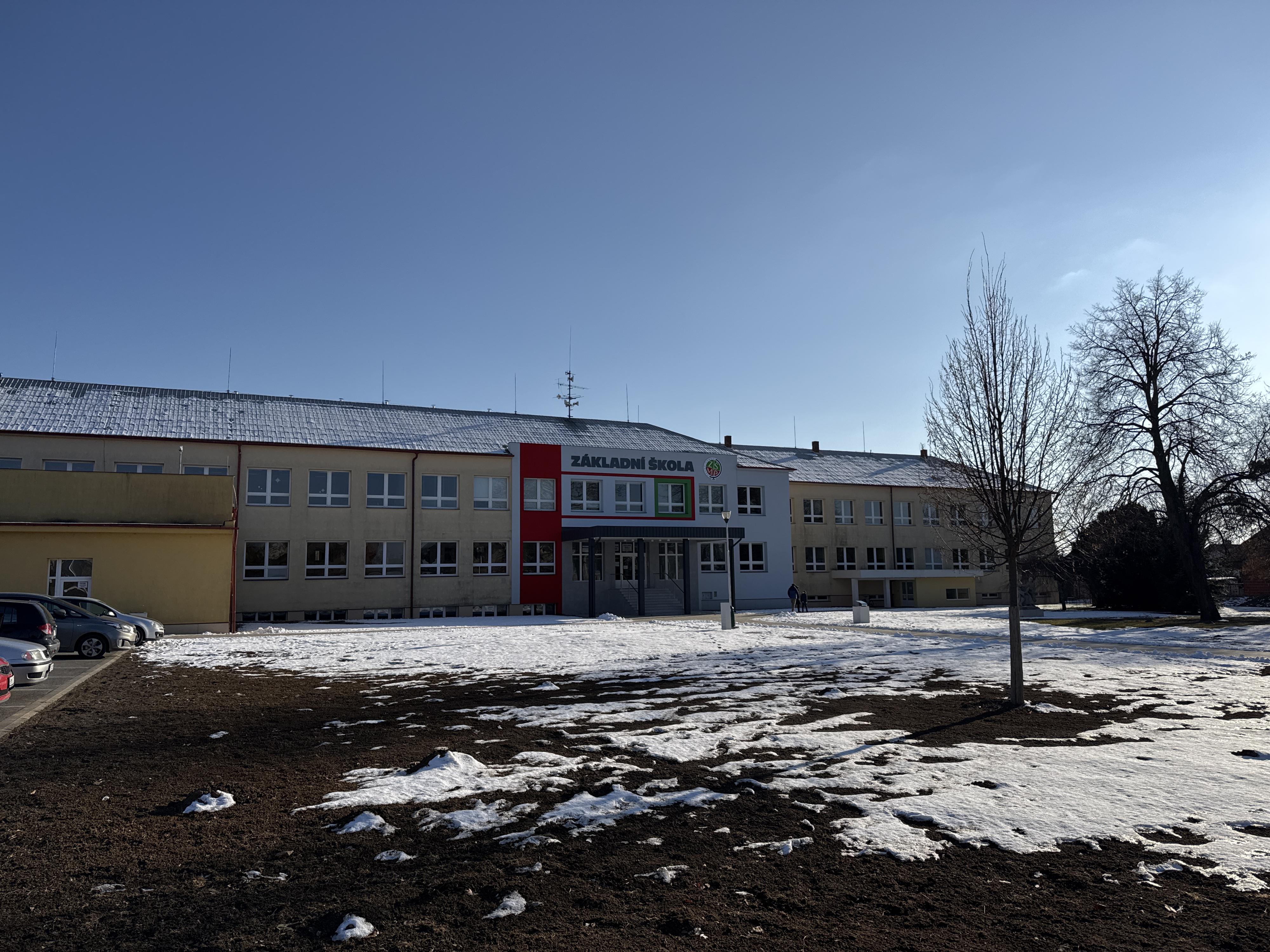 Základní škola Milady Petřkové Velký Týnec