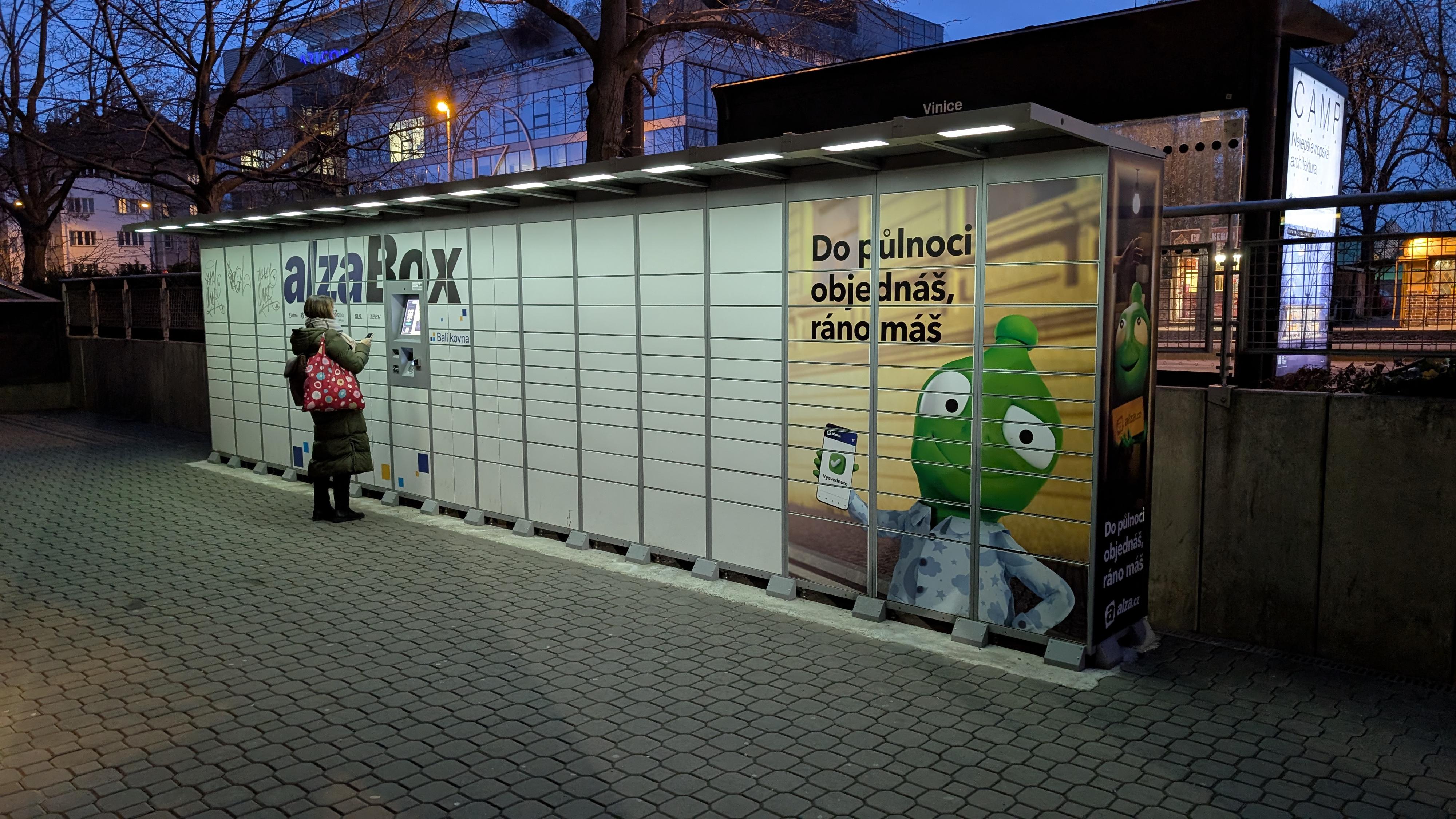 AlzaBox foto 3