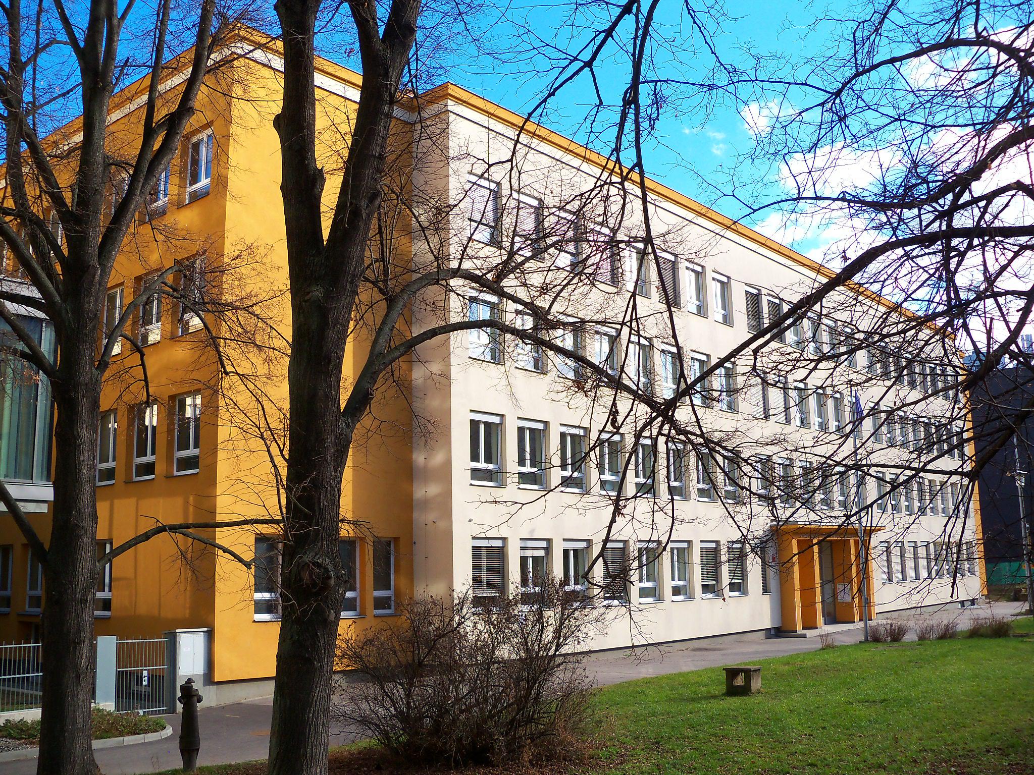 Sportovní gymnázium Ludvíka Daňka