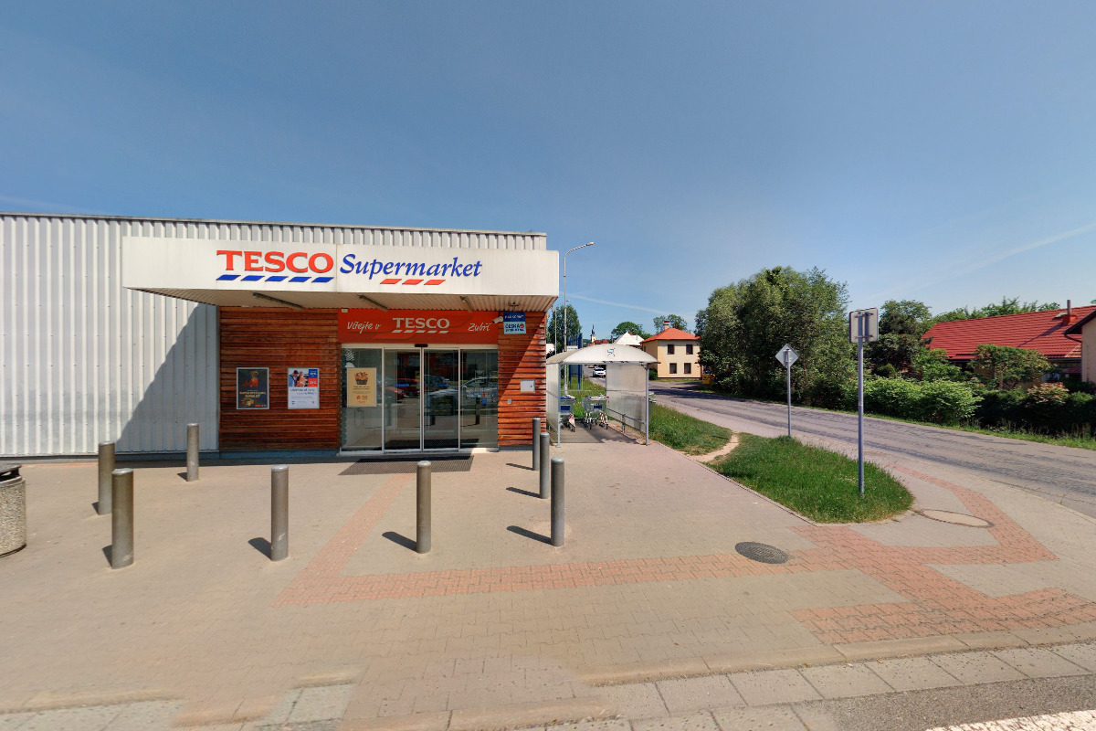 Tesco Supermarket foto 2