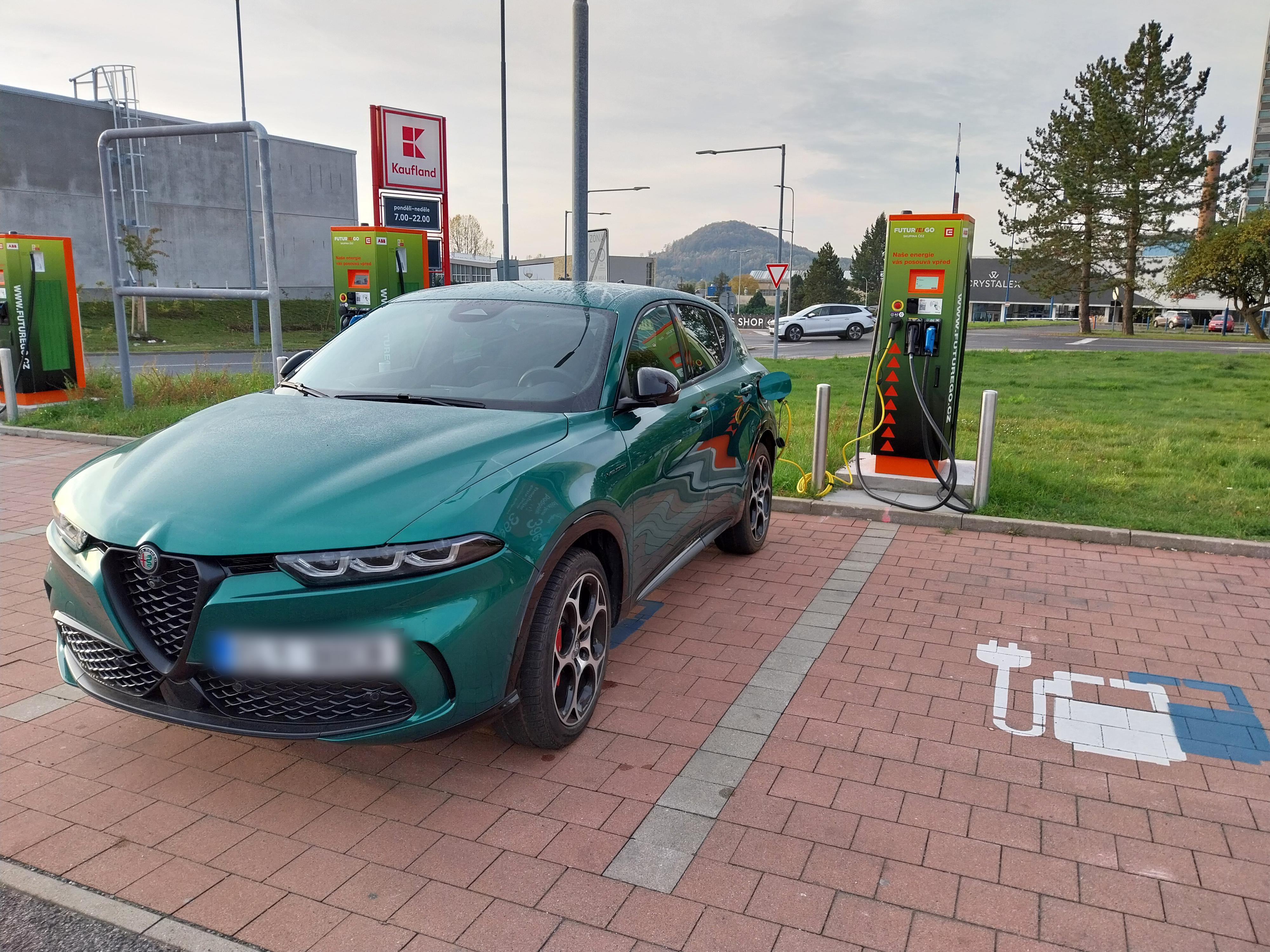 Nabíjecí stanice ČEZ