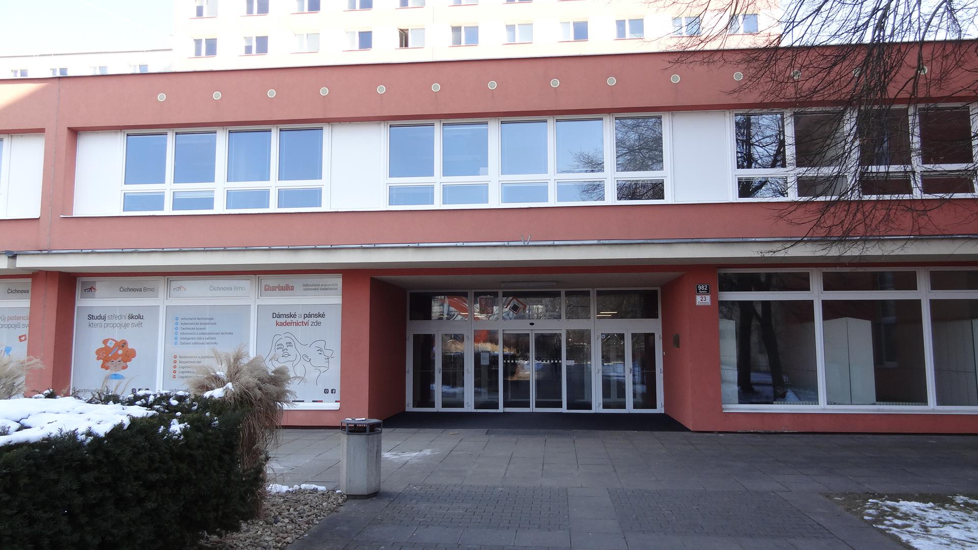 Střední škola informatiky, poštovnictví a finančnictví Brno