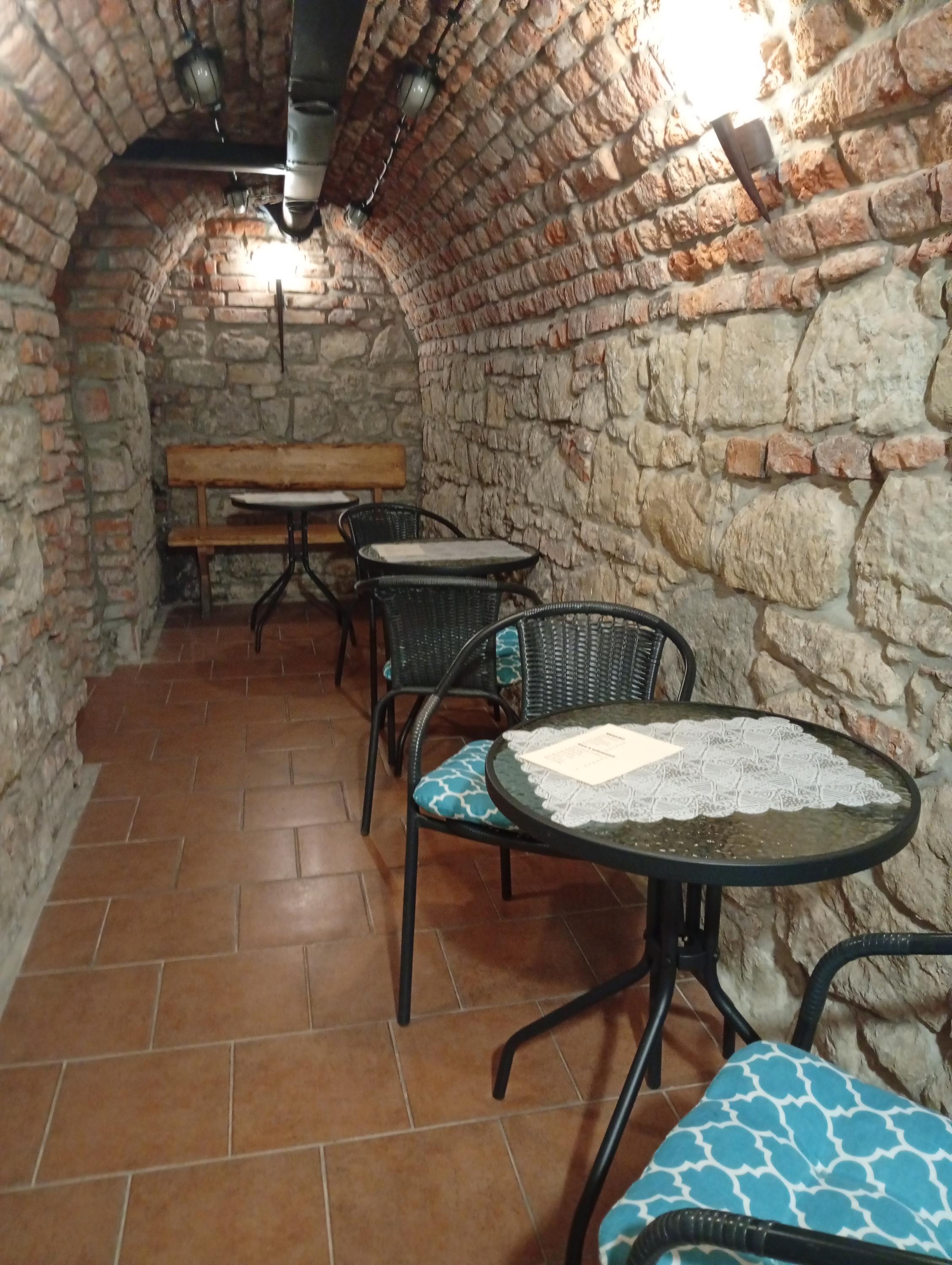 Mutěnický sklep foto 2