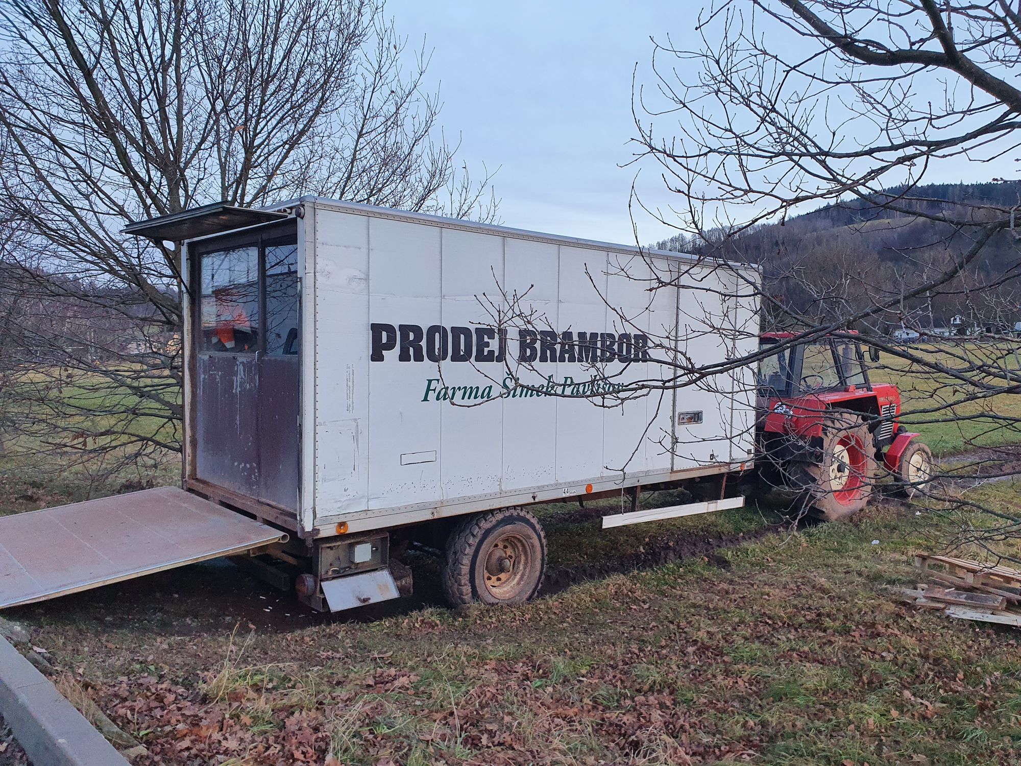 Farma Šimek - mobilní prodejna foto 3