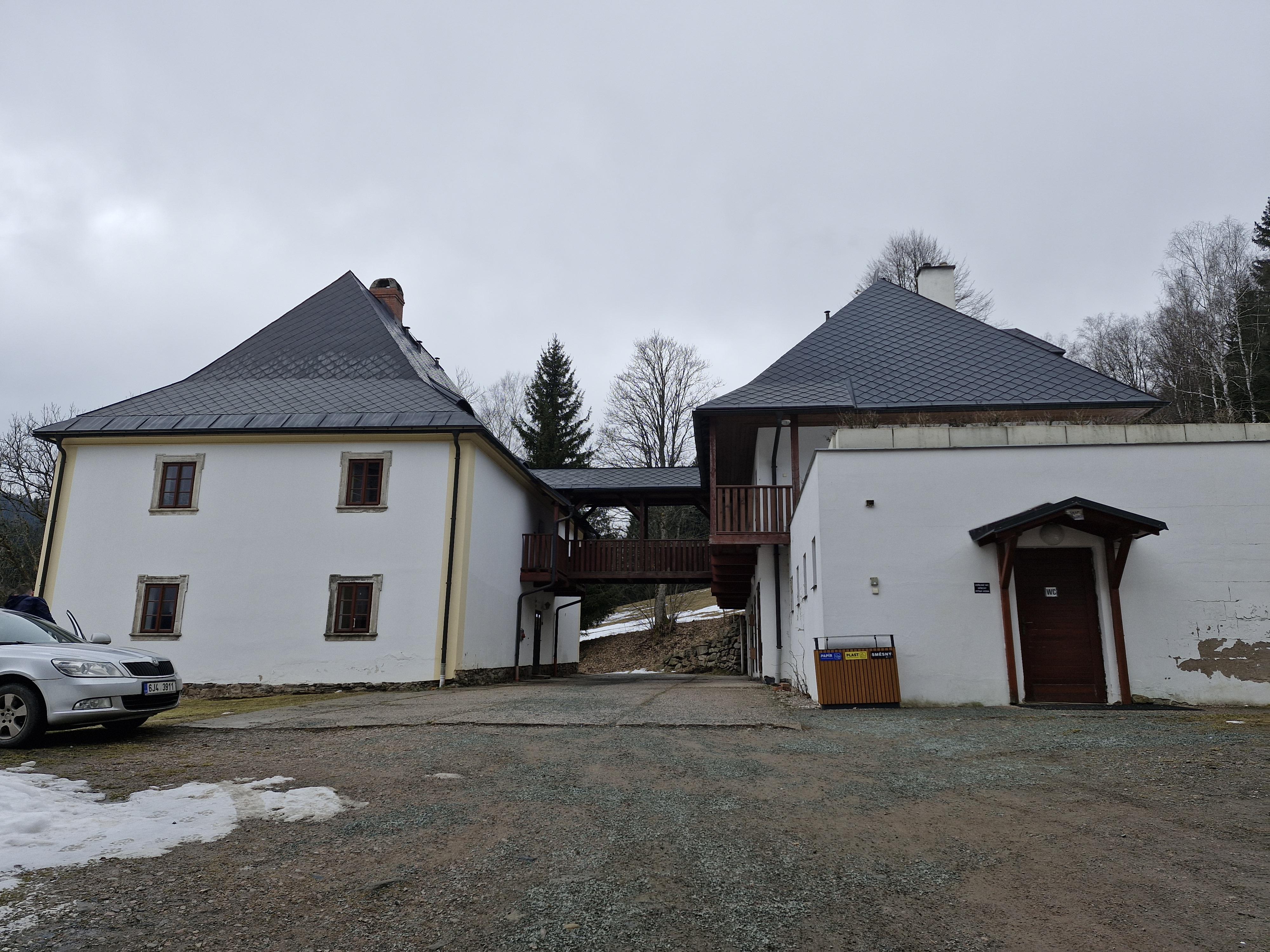 Římskokatolická farnost Neratov foto 4