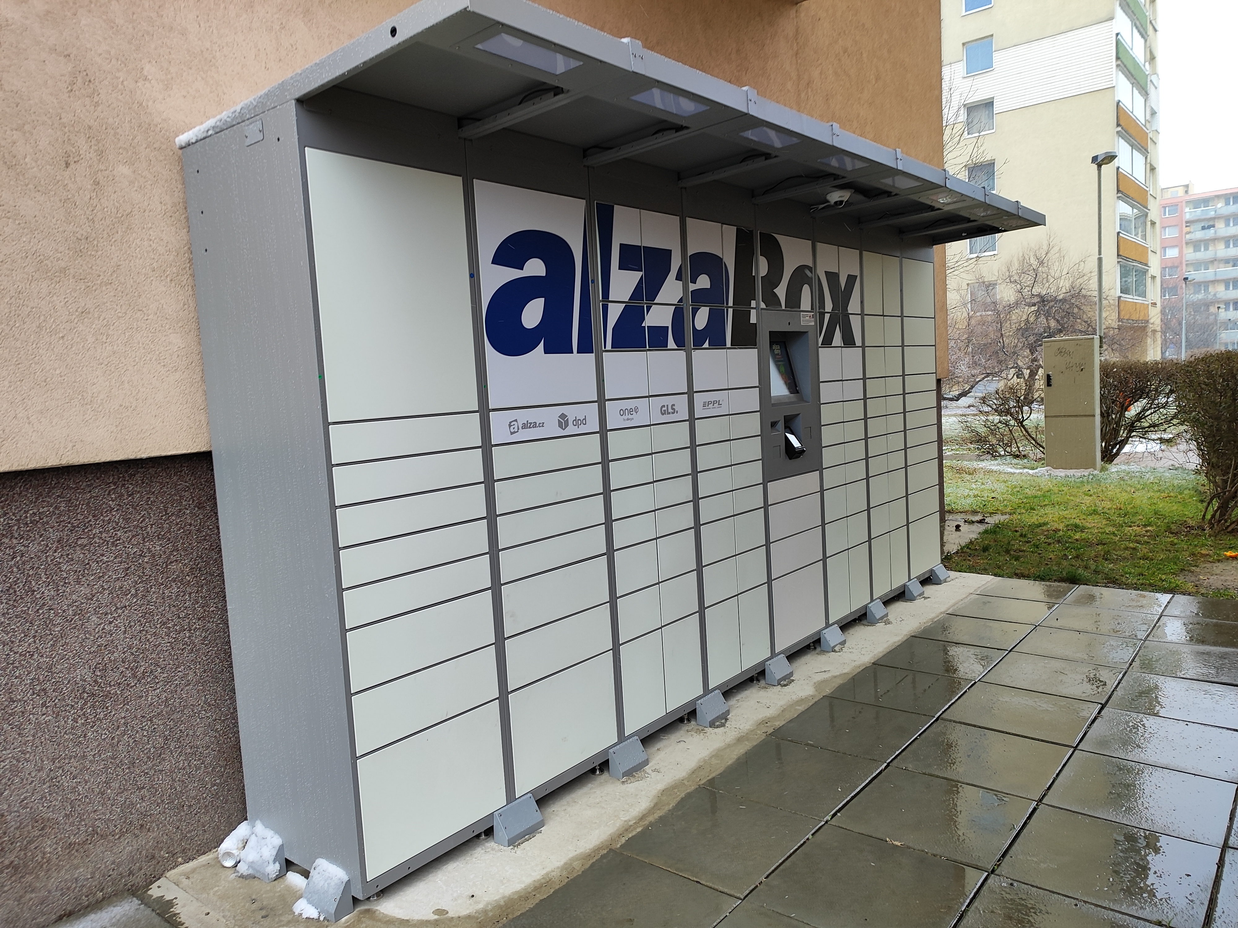 AlzaBox