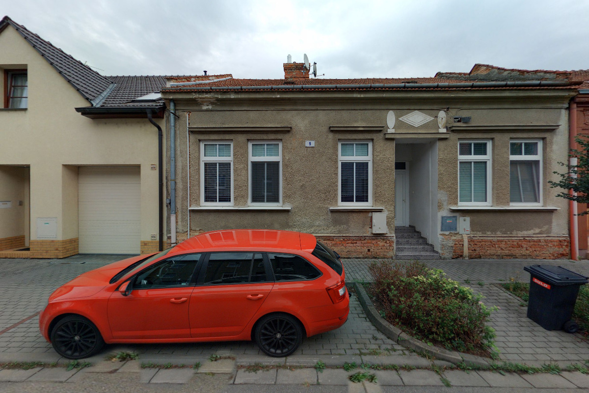 Pavel Vysloužil - opravy a montáže žaluzií