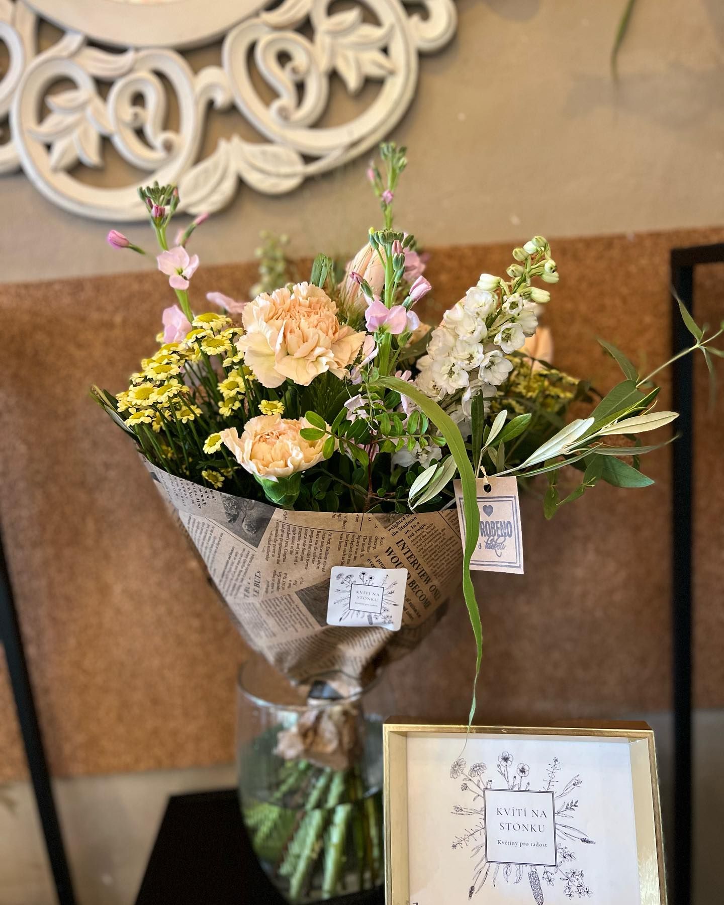 Kvítí na stonku - VeroniCa.Fe foto 2