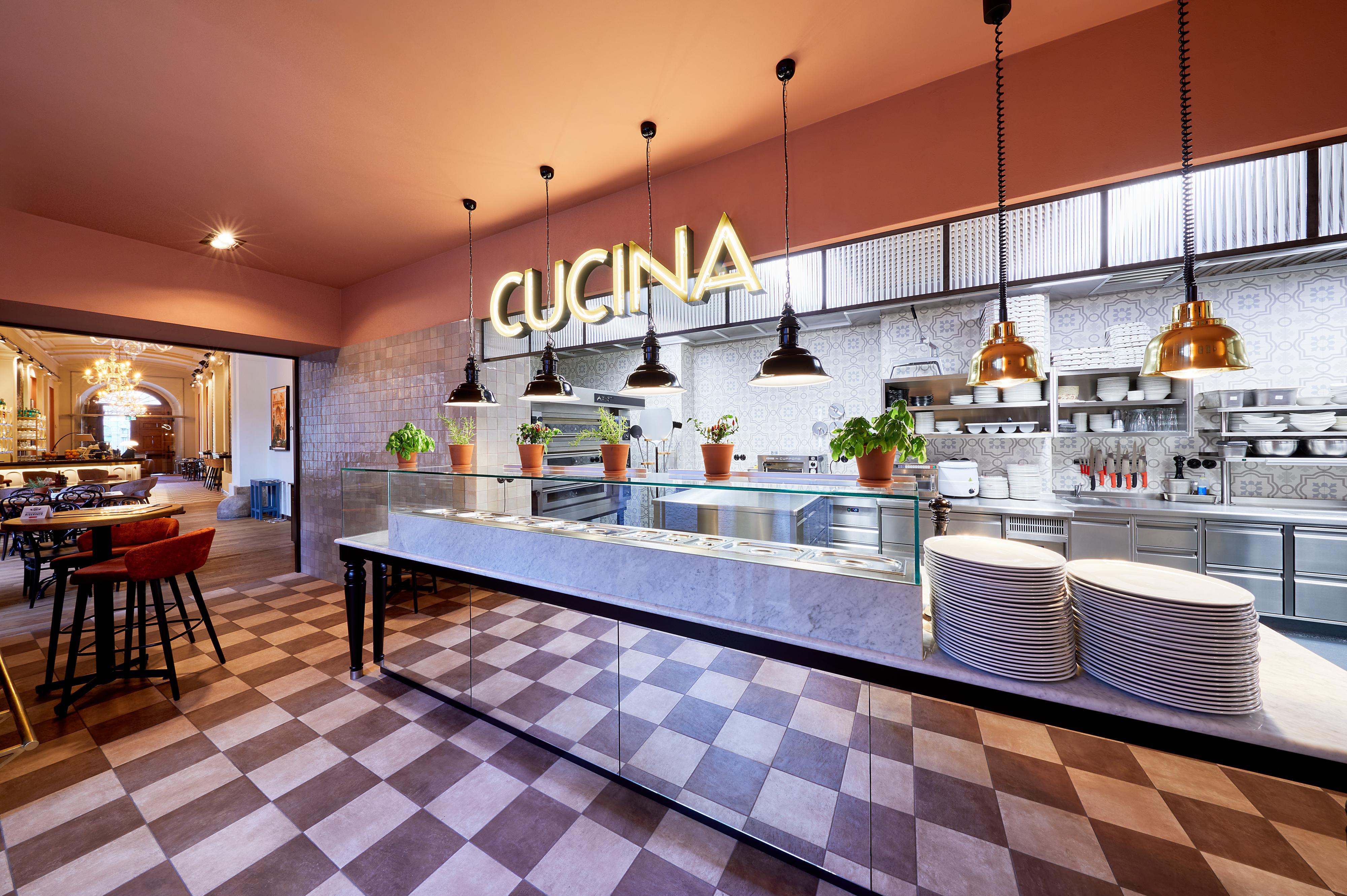 L'Osteria Palác Kinských