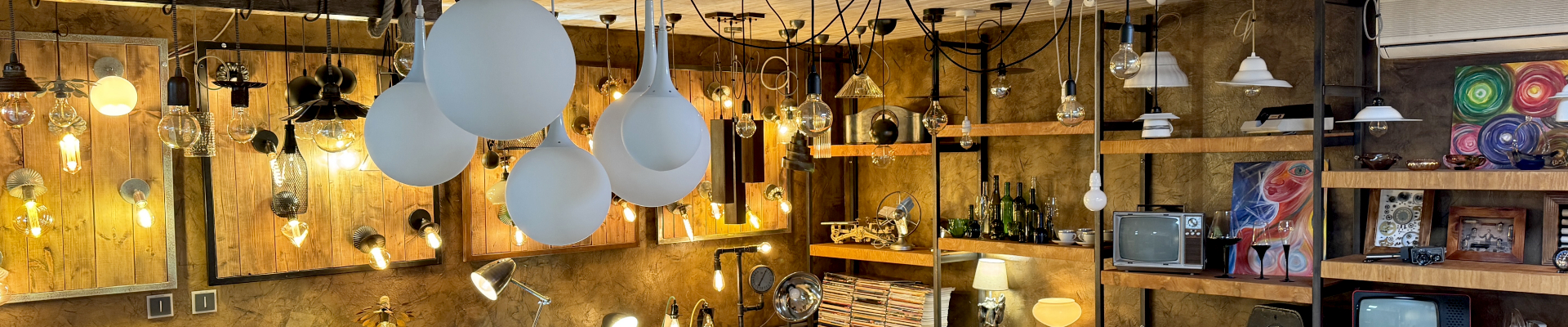 Cover image Showroom Bohemia-Design