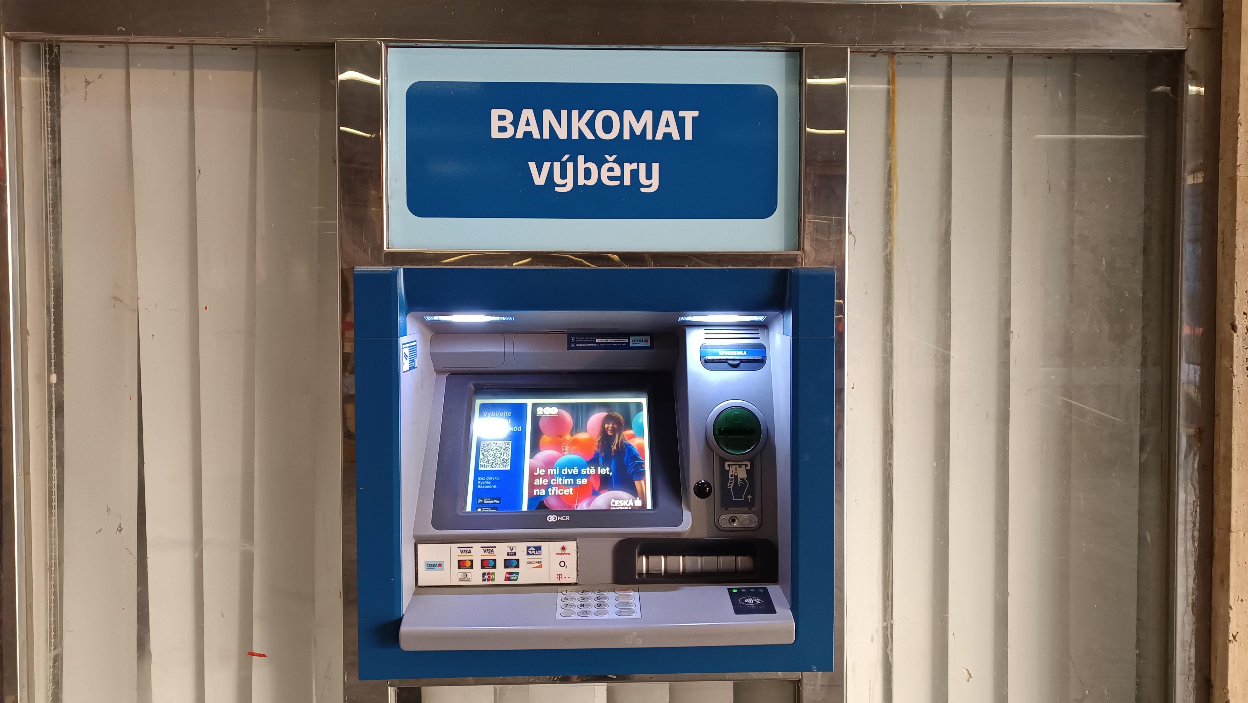 Bankomat České spořitelny foto 2