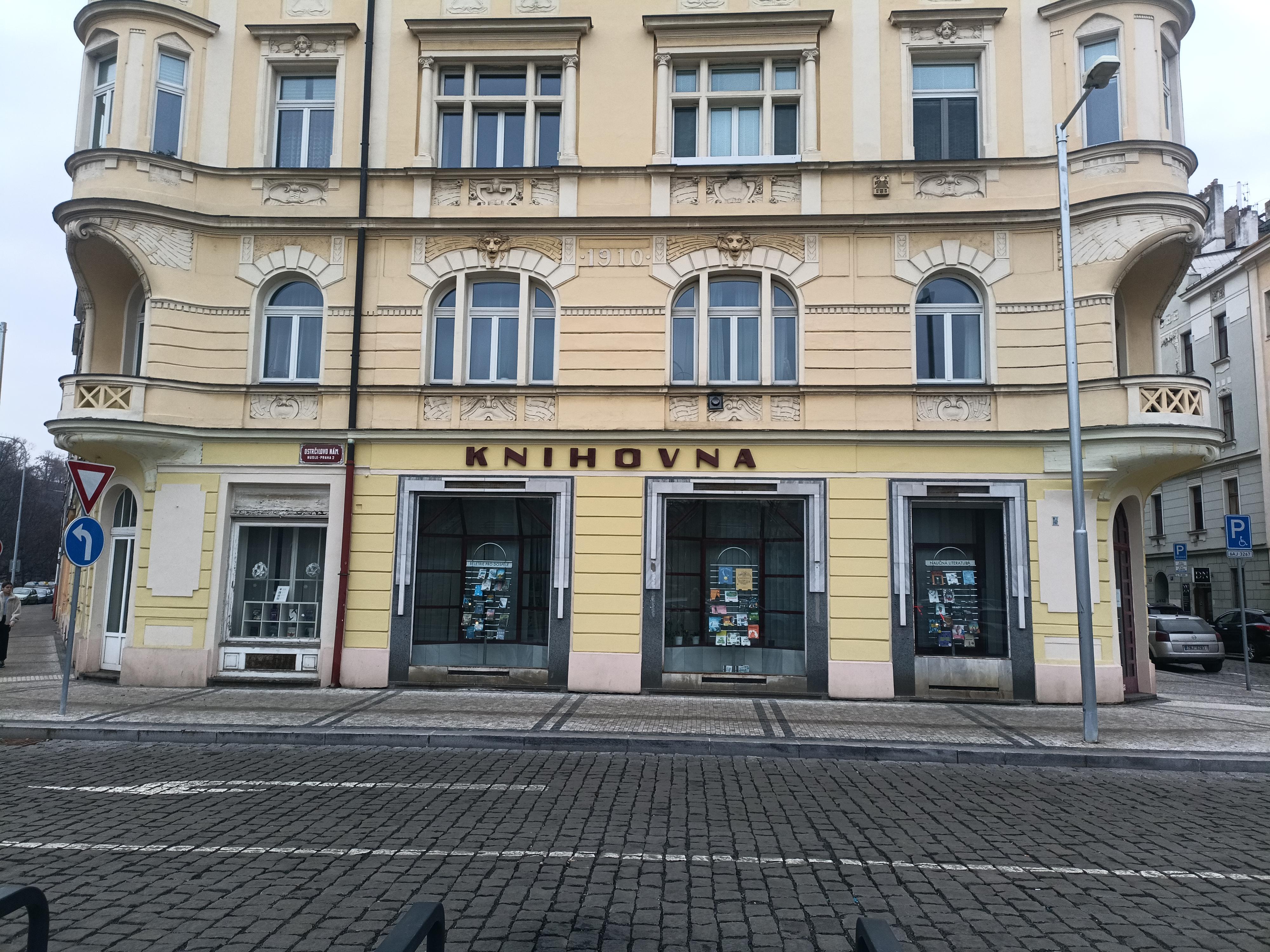 Městská knihovna v Praze - Ostrčilovo náměstí foto 3