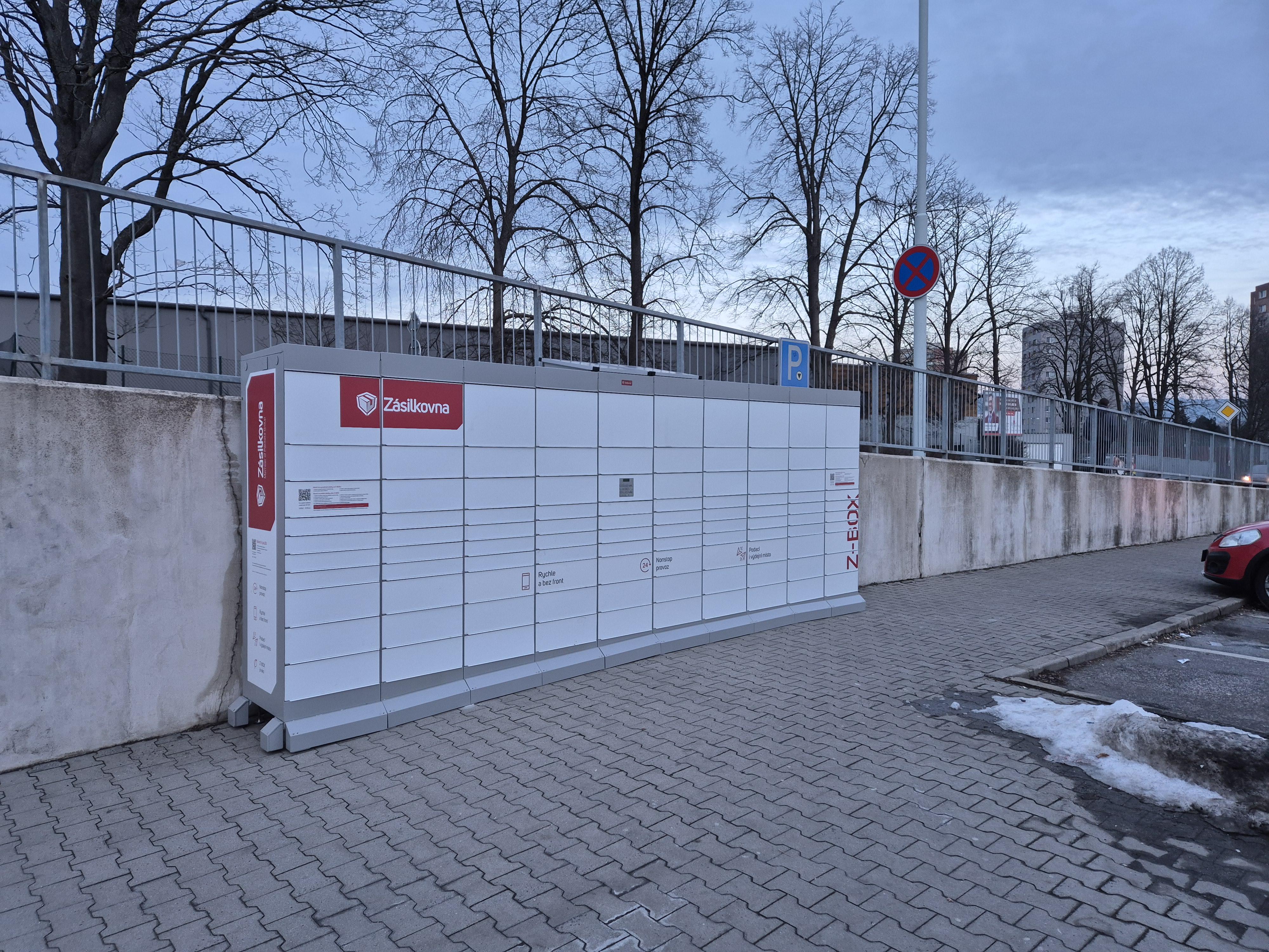 Z-BOX