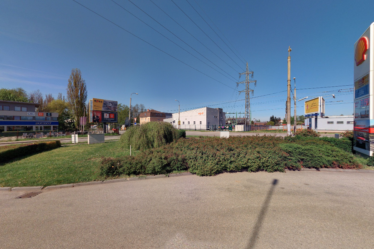 Shell Czech Republic a.s. - dobíjecí stanice foto 3