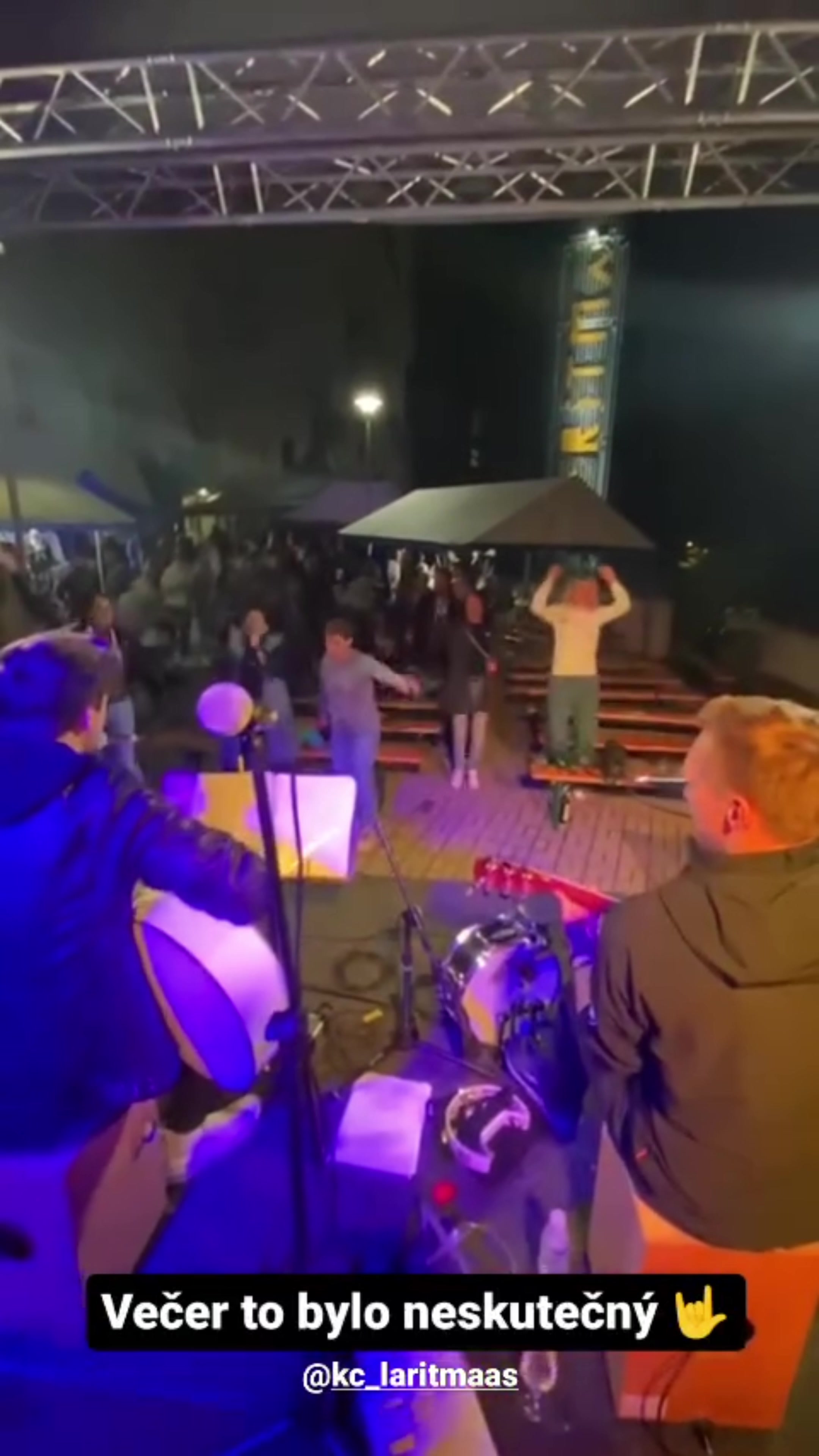Kapela Asi20?! foto 2 (náhled videa)