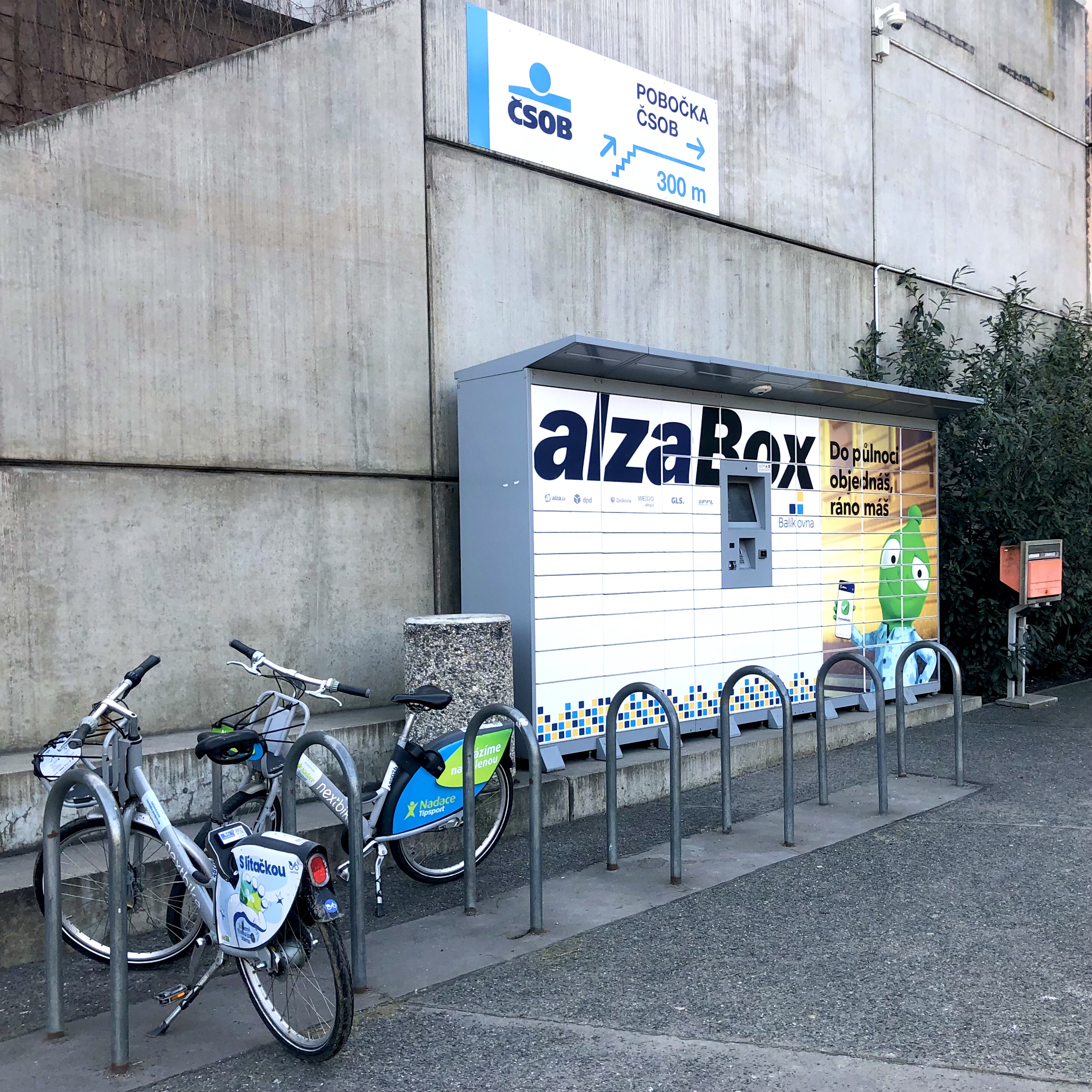 AlzaBox foto 6