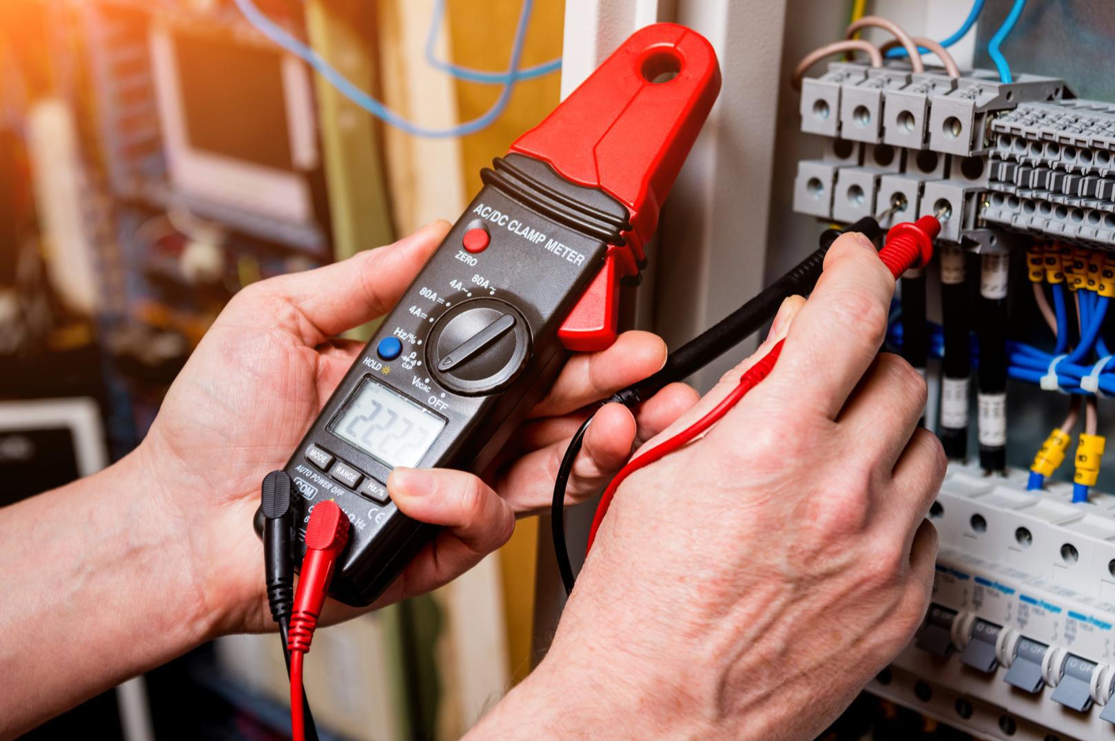 EL - revize a elektroinstalace