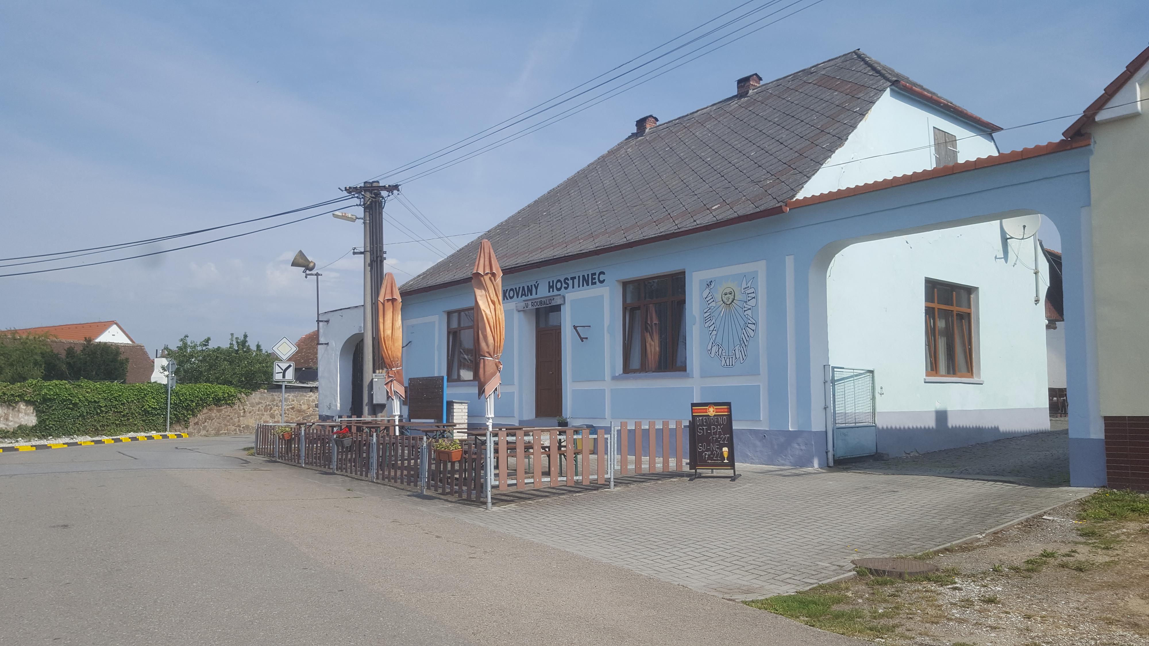 Radikovaný hostinec U Roubalů foto 5