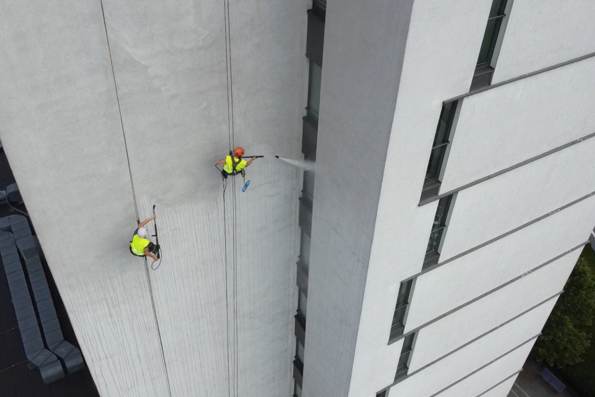 Čištění a nátěry fasád a střech - VPM solutions s.r.o.