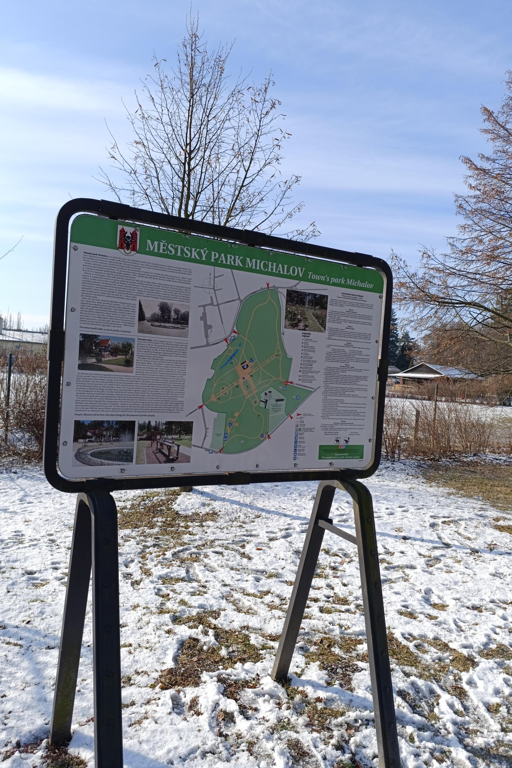 Skleníky městského parku Michalov foto 4