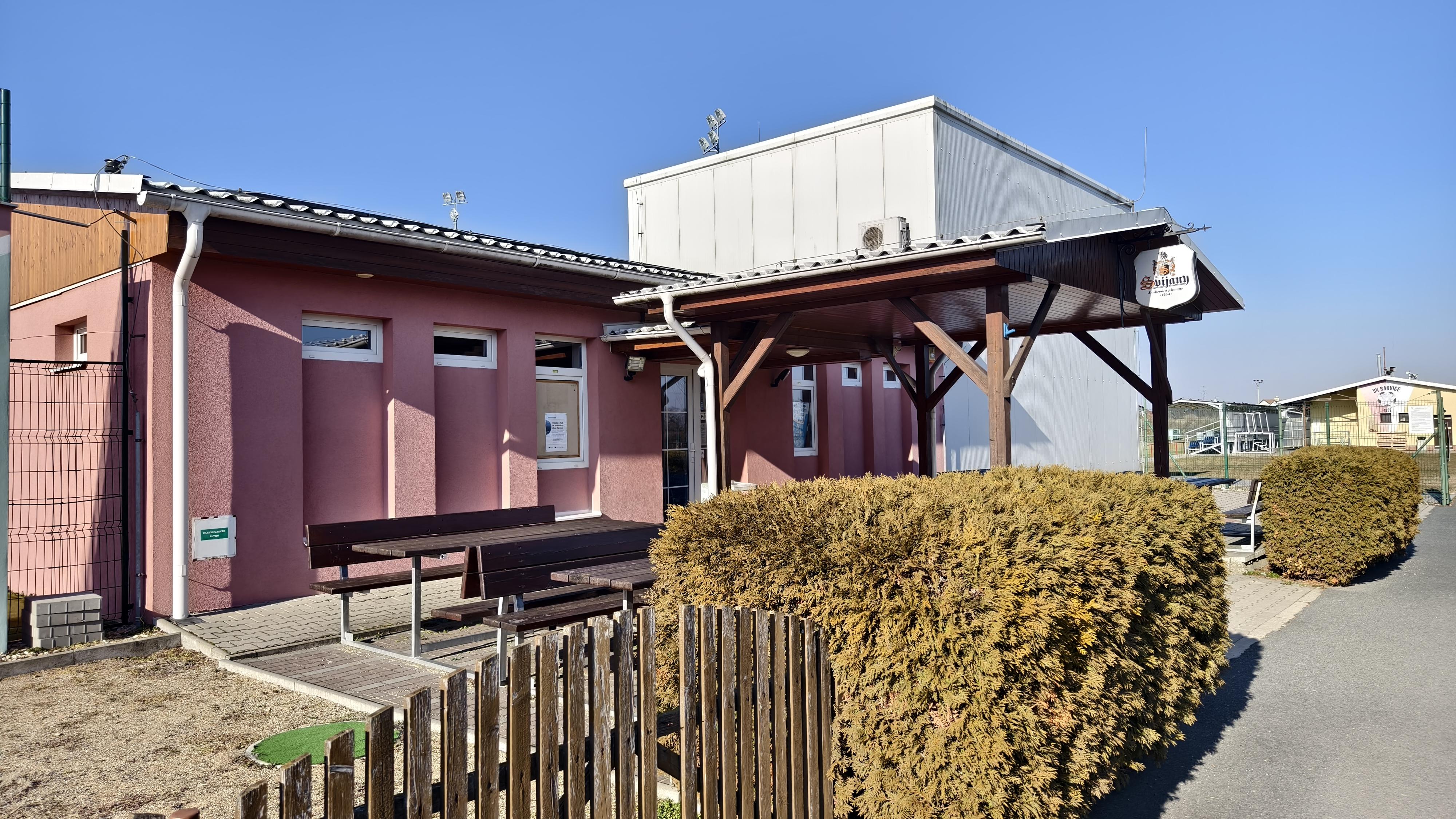 Restaurace u hřiště Rakvice