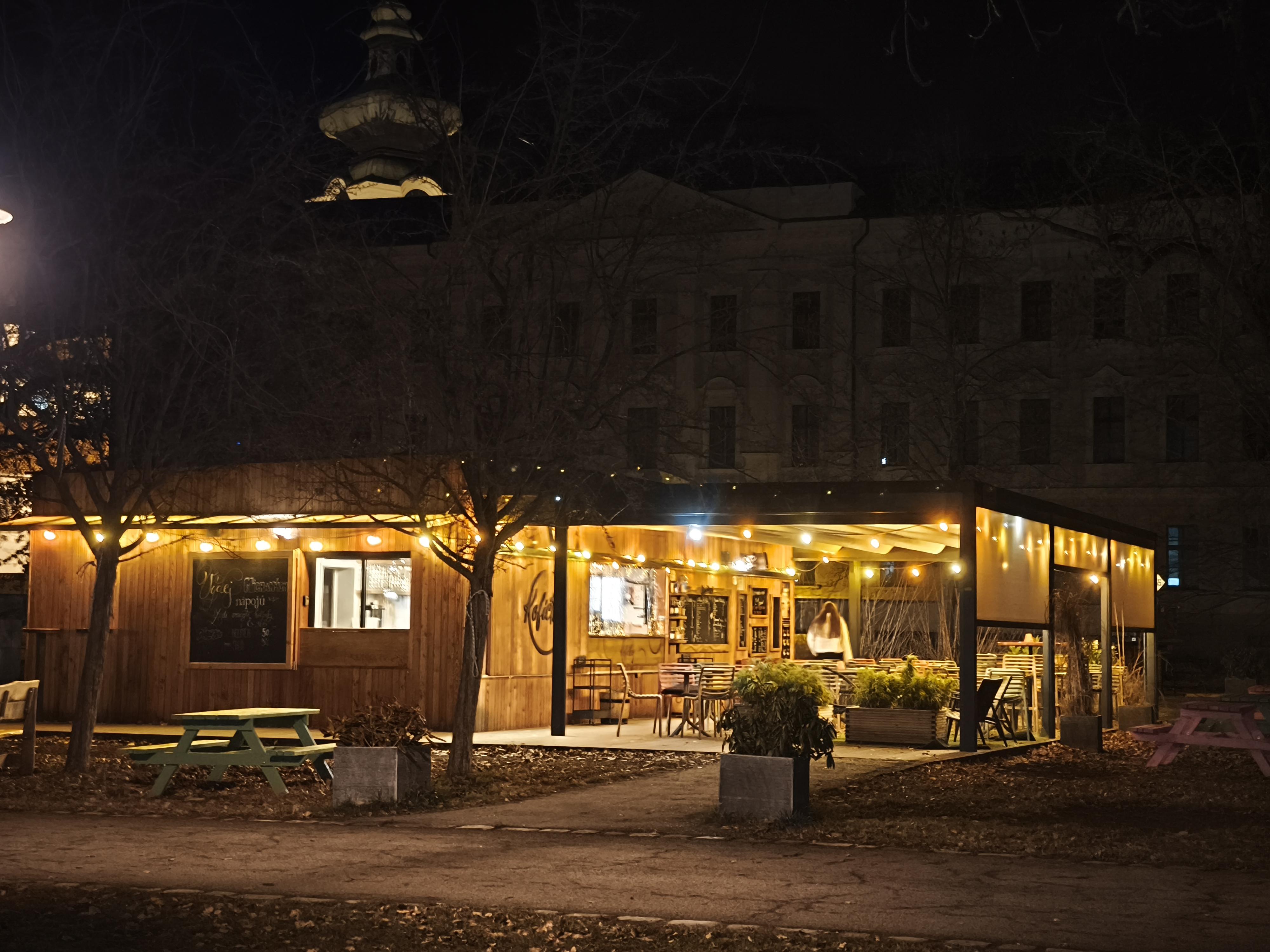 Občerstvení Sokolský ostrov - Kofíčko