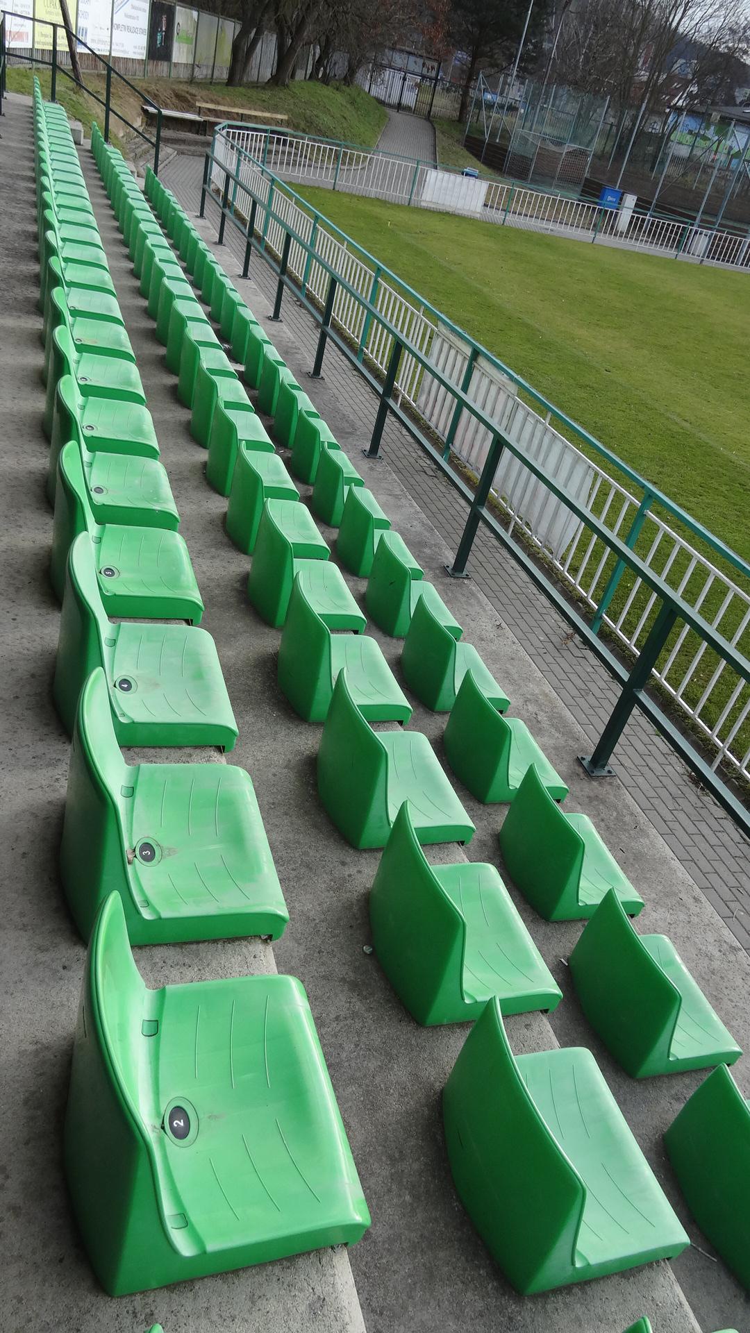 FC DOSTA BYSTRC - KNÍNIČKY foto 4