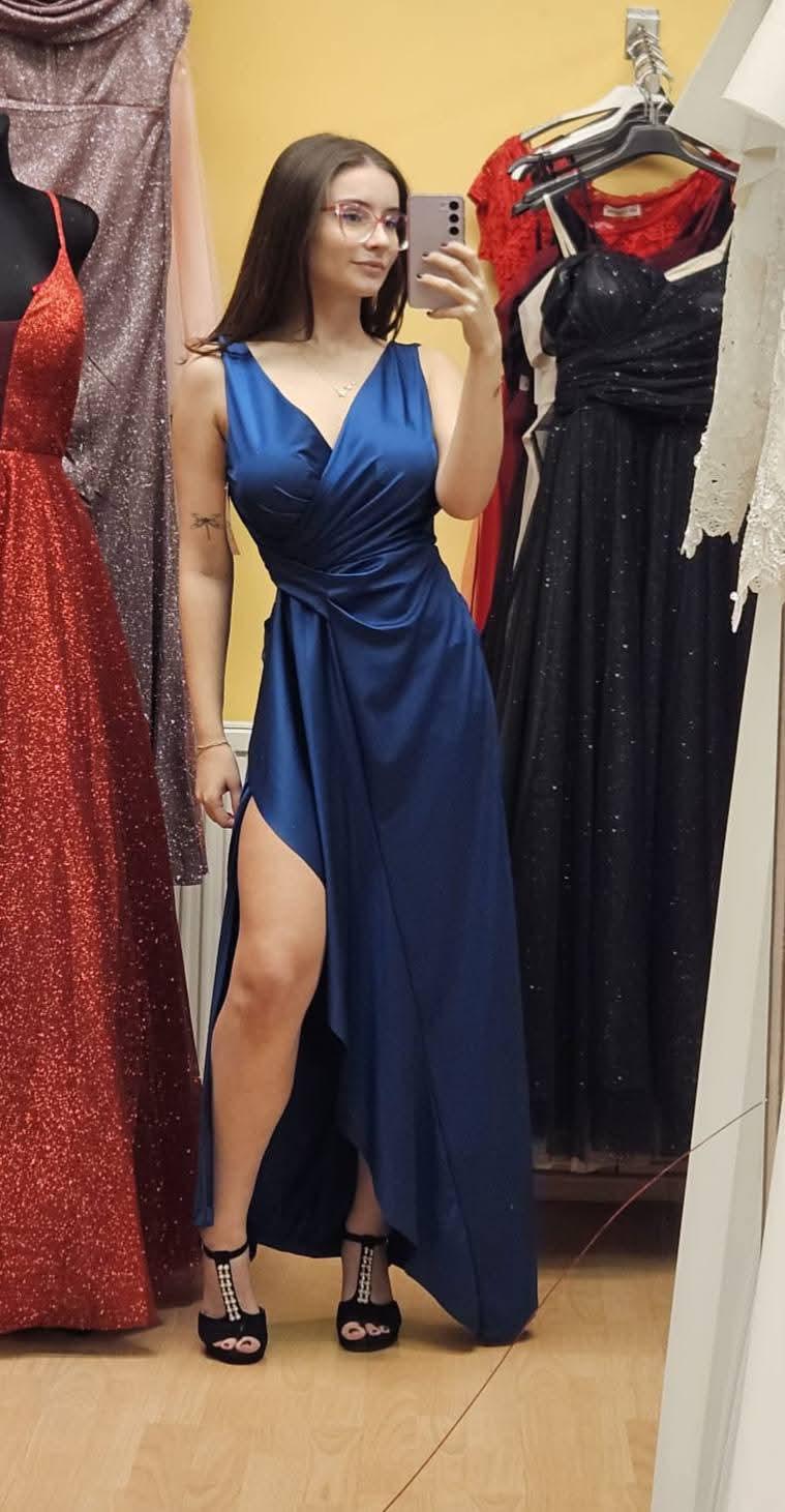 Eshopák společenská móda foto 5