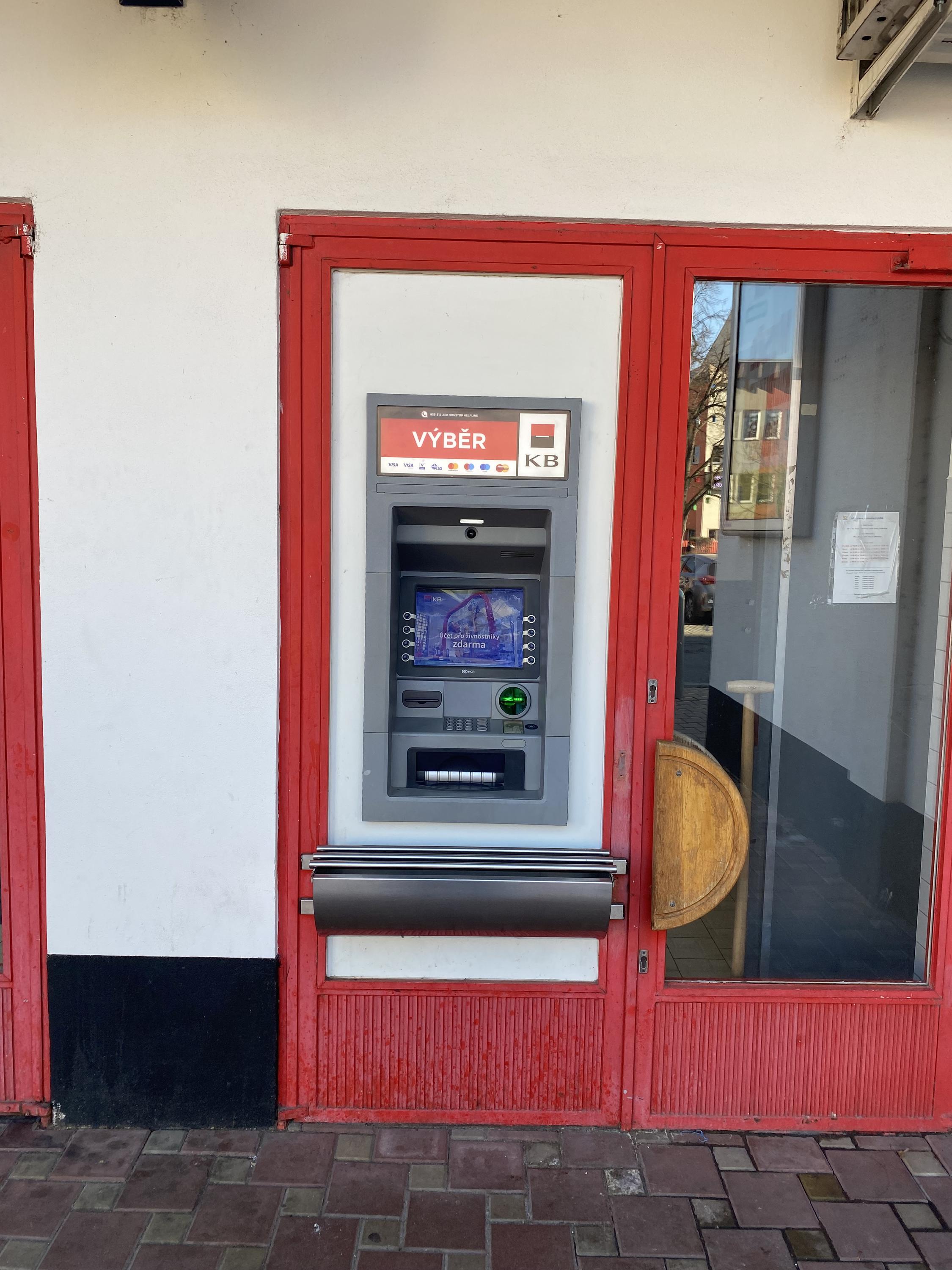 Bankomat Komerční banky foto 2
