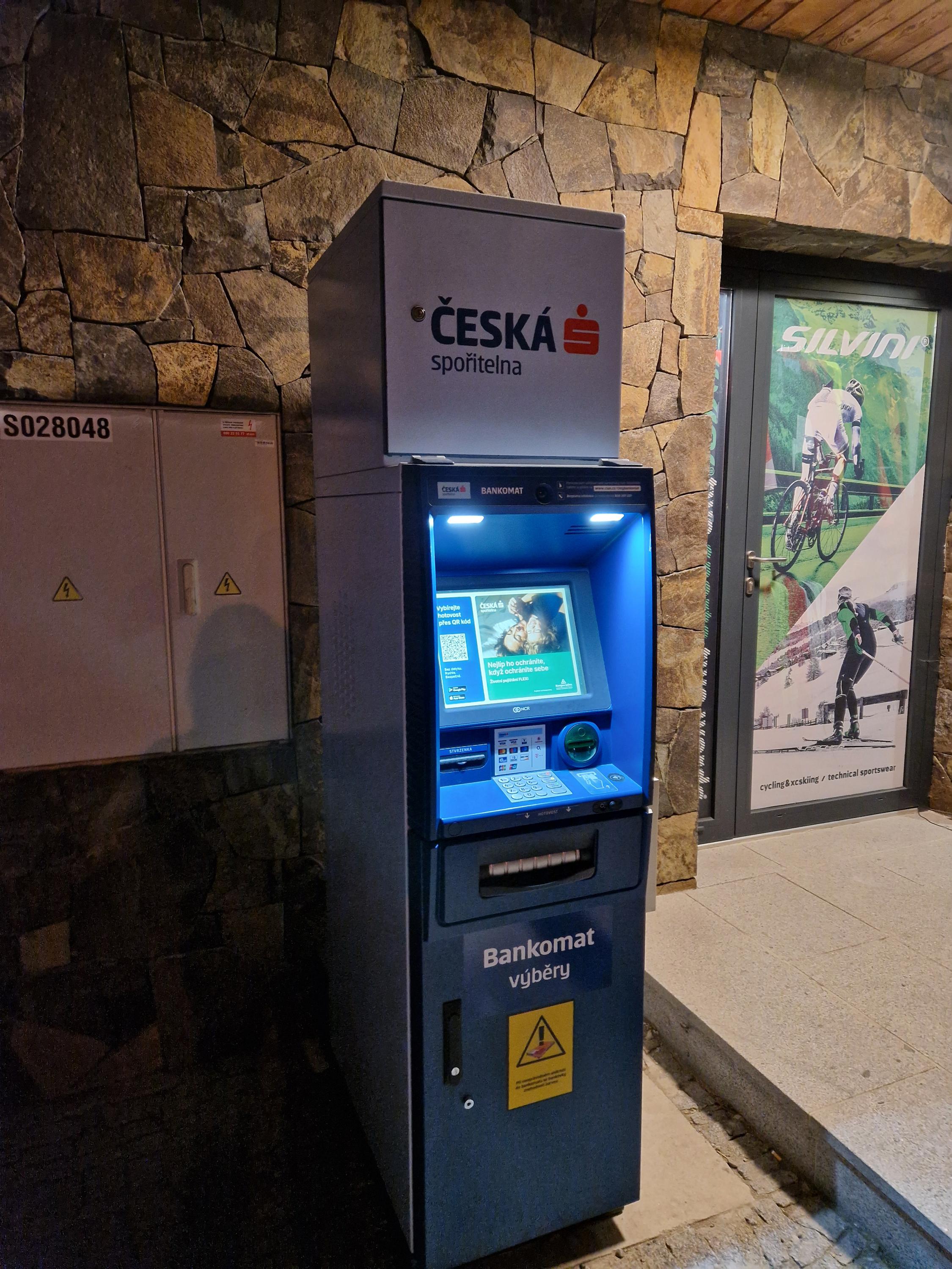 Bankomat České spořitelny foto 2