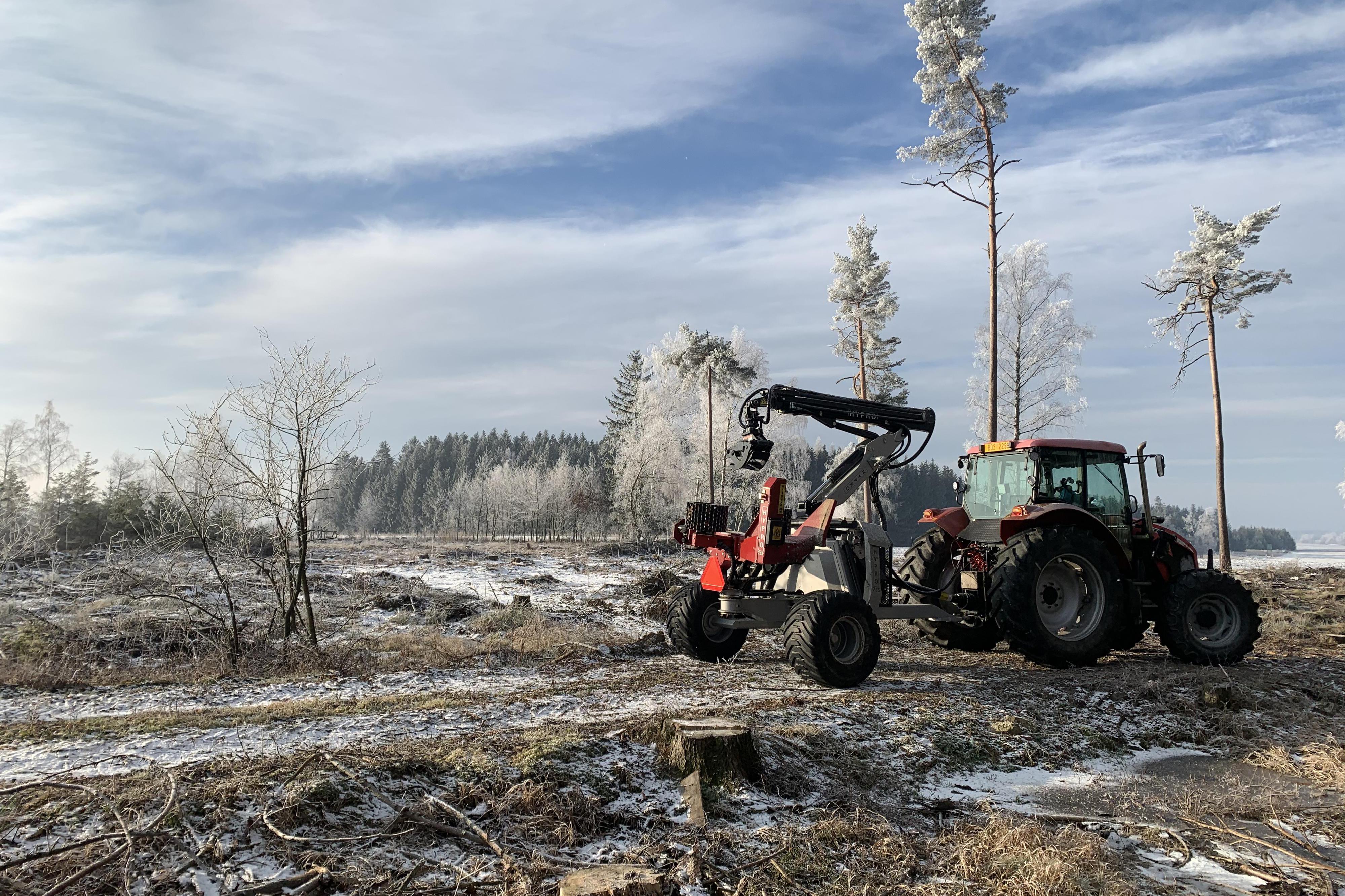 Lesnické a zemní práce Jakub Glas foto 1