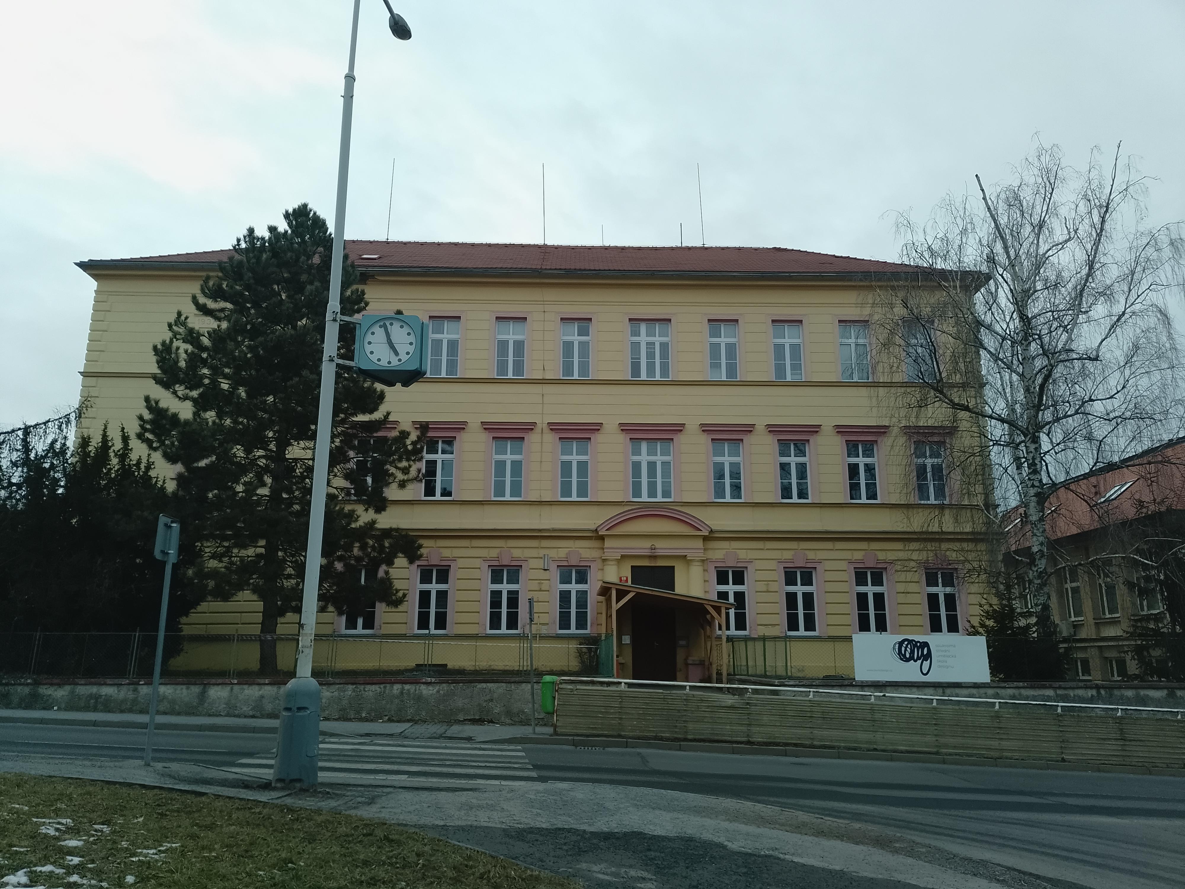 SOUKROMÁ STŘEDNÍ UMĚLECKÁ ŠKOLA DESIGNU, s.r.o. foto 2