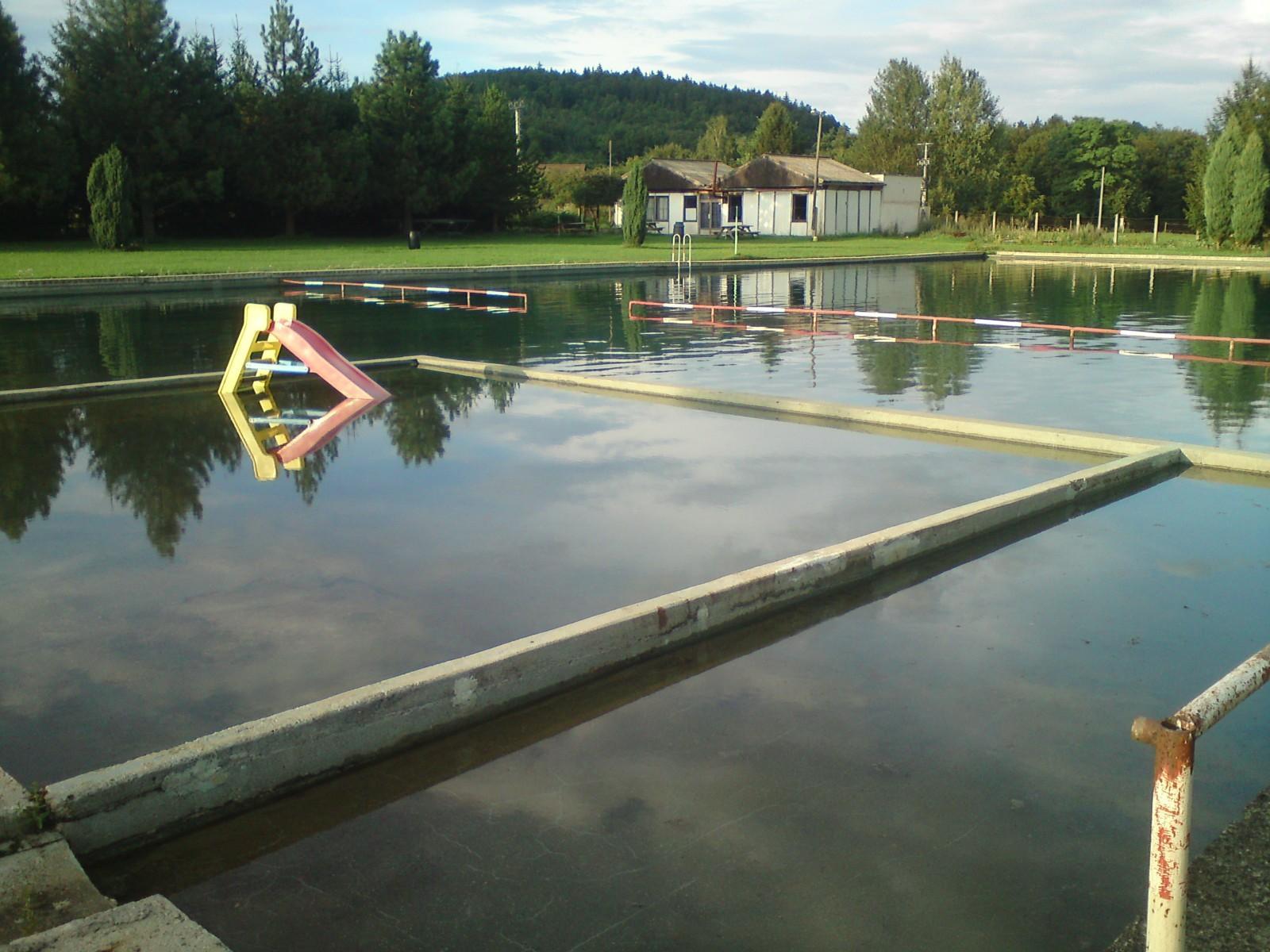 Koupaliště Ptenín