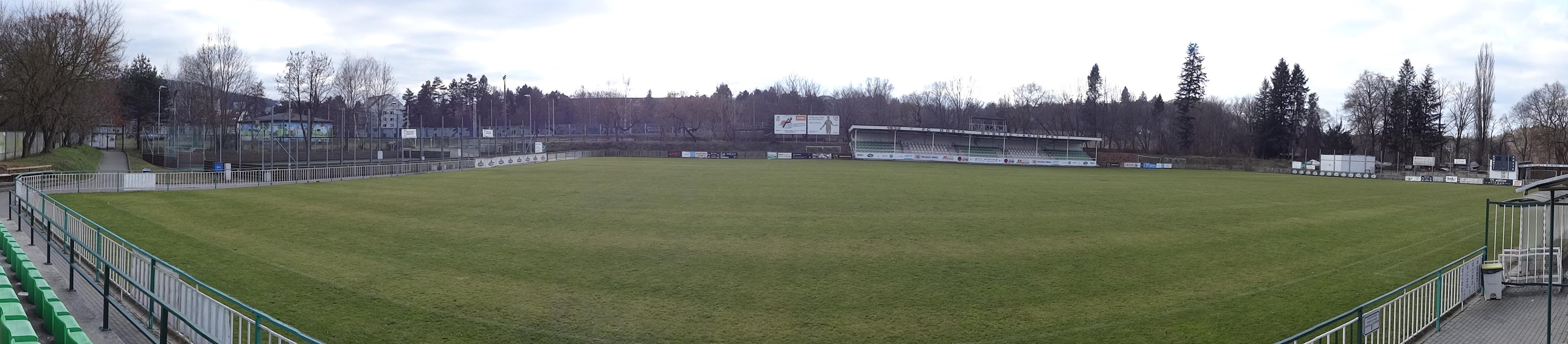 FC DOSTA BYSTRC - KNÍNIČKY foto 3