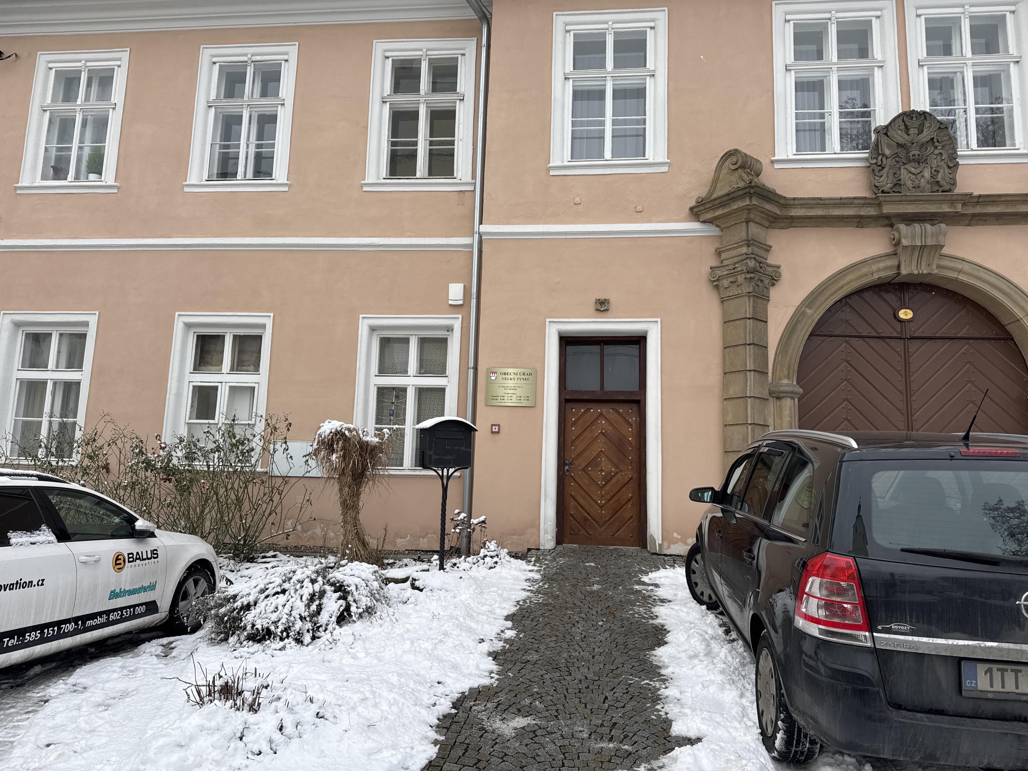 Velký Týnec - obecní úřad