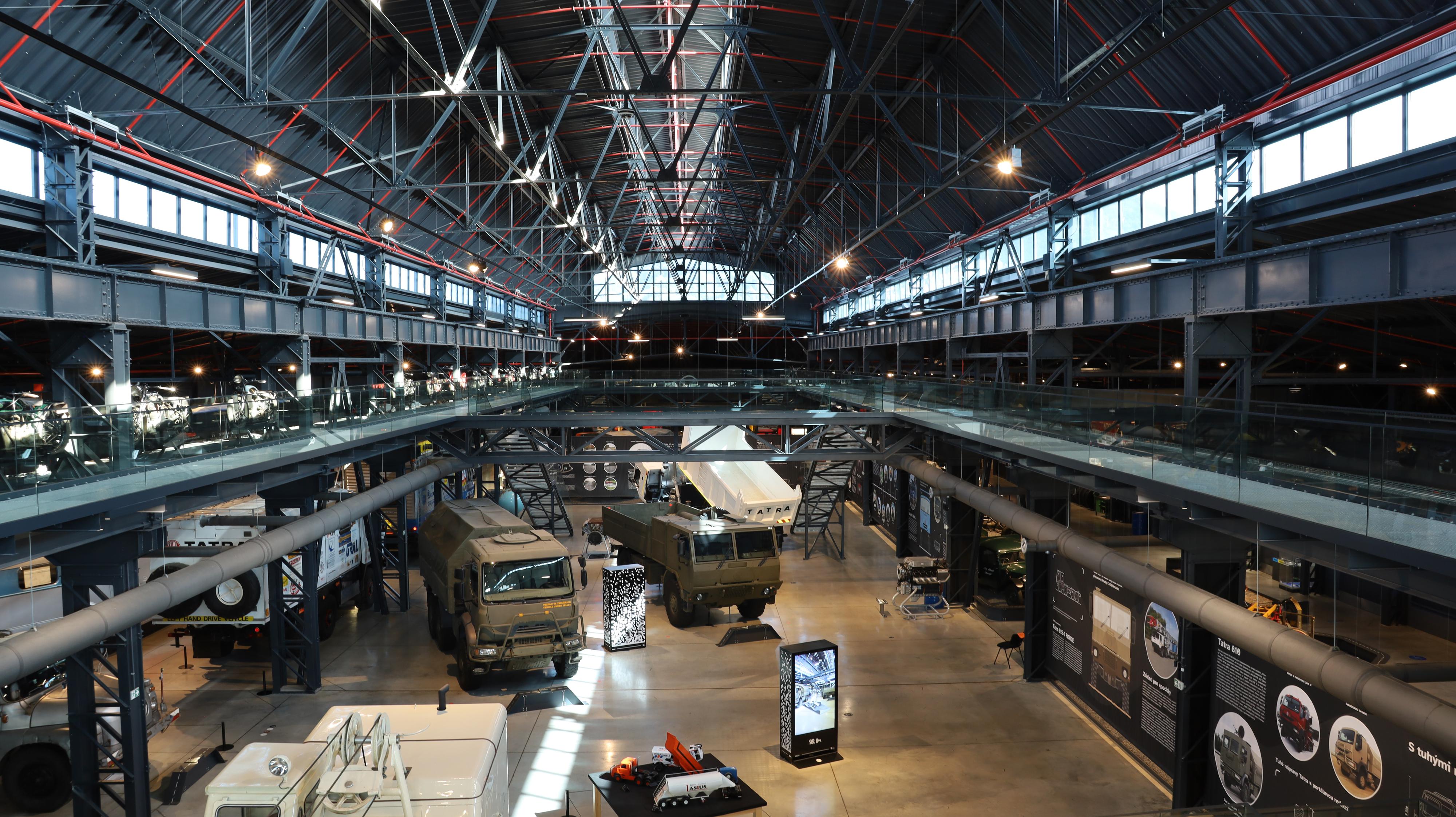 Muzeum nákladních automobilů Tatra Kopřivnice foto 6