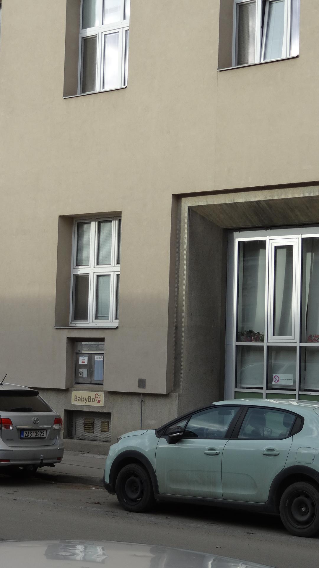 Babybox - Nemocnice Milosrdných bratří Brno foto 5