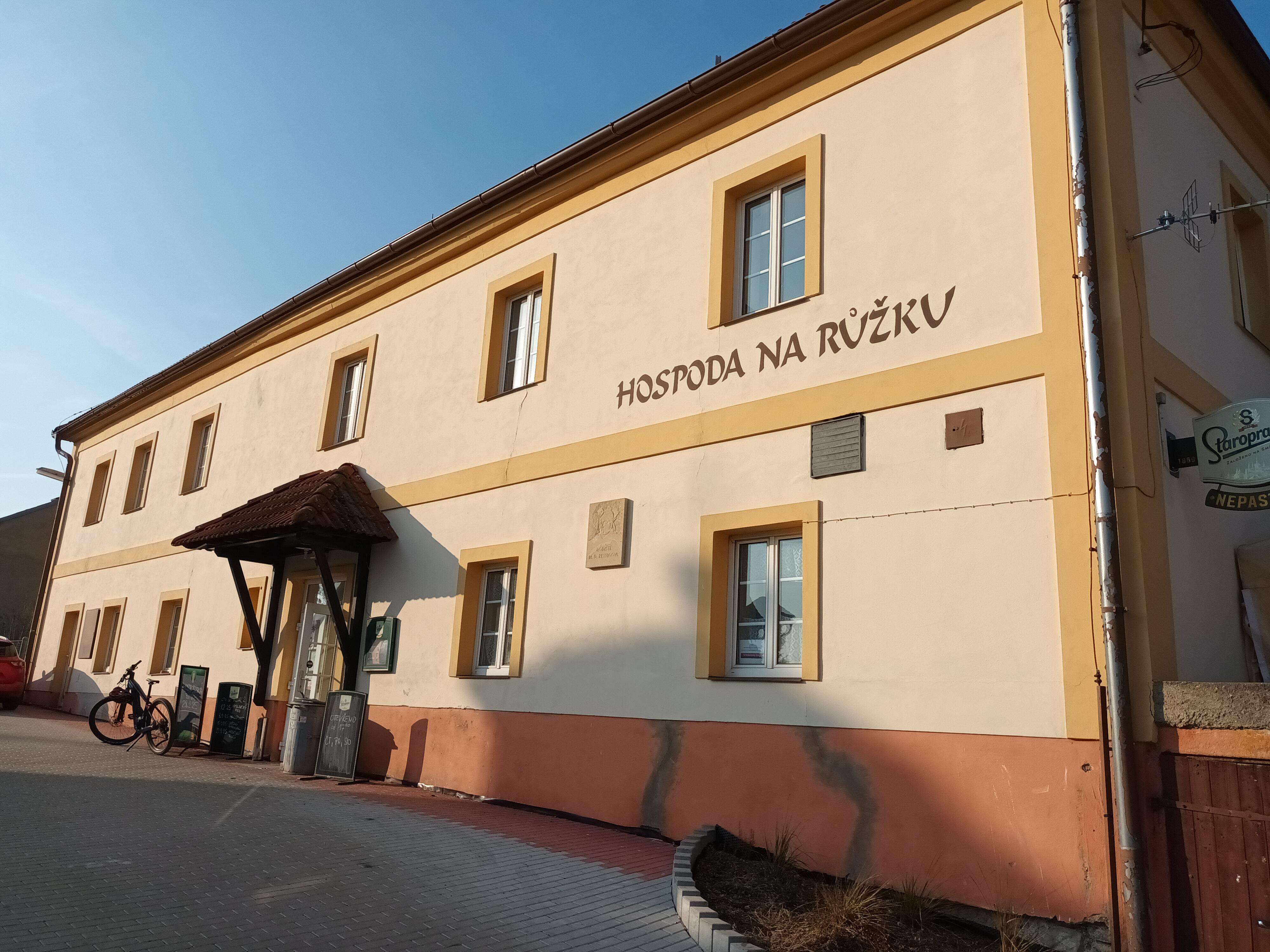 Hospoda Na růžku foto 4
