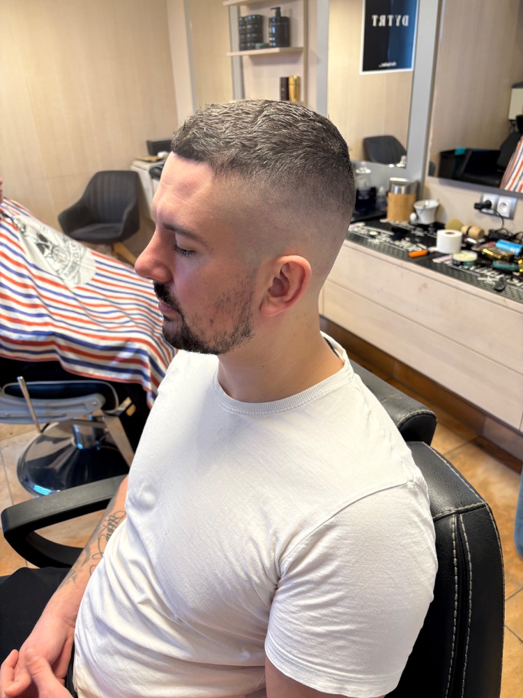 Dytrt Barber shop foto 2