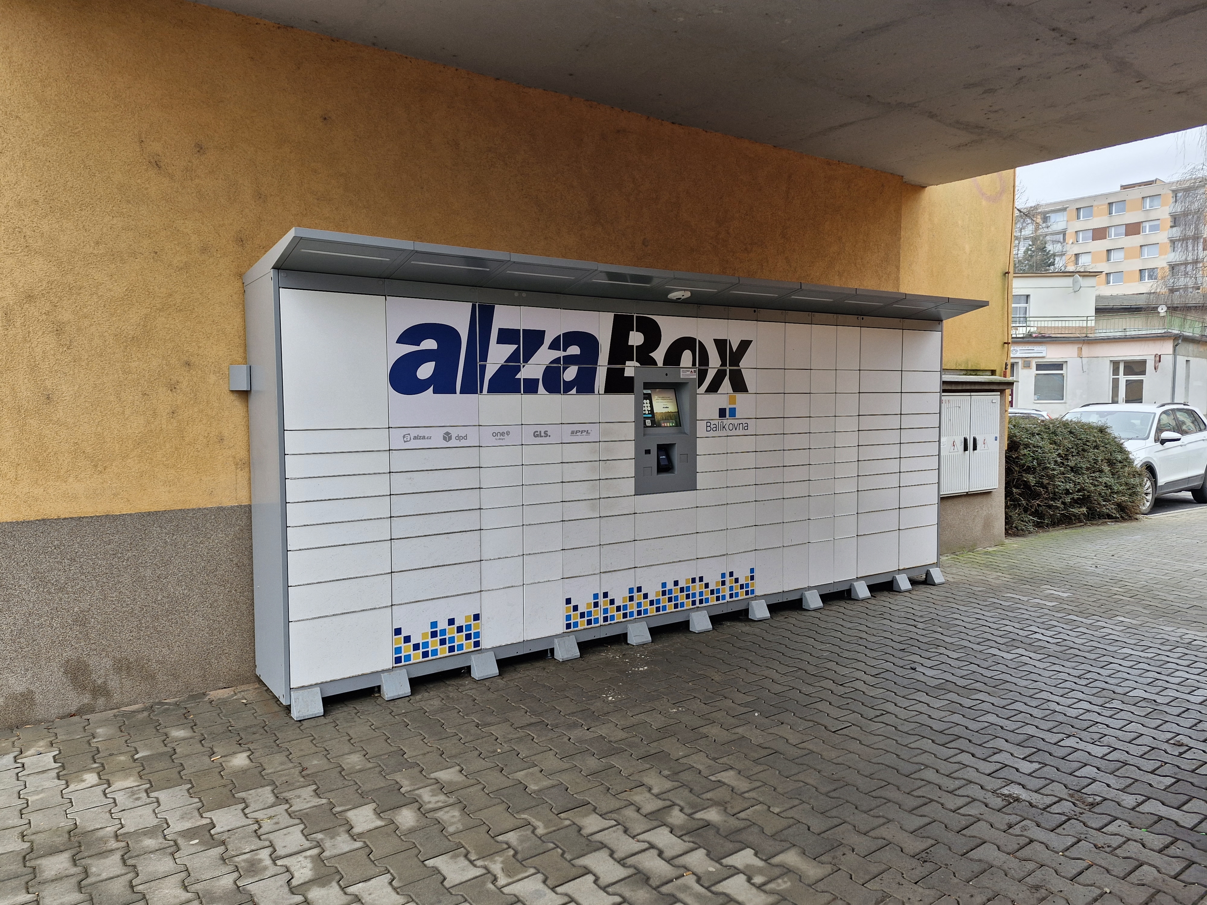 AlzaBox