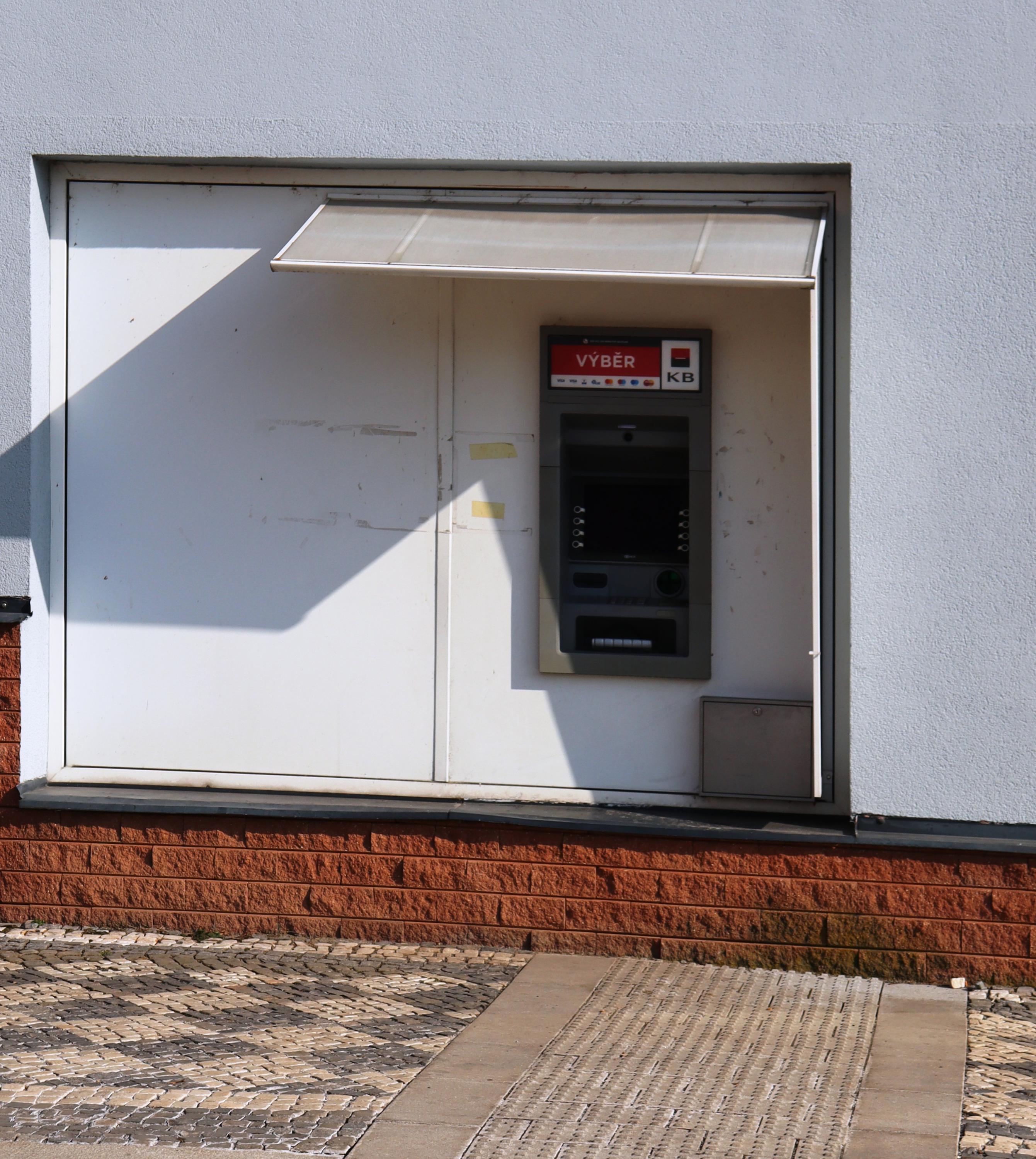 Bankomat Komerční banky foto 4