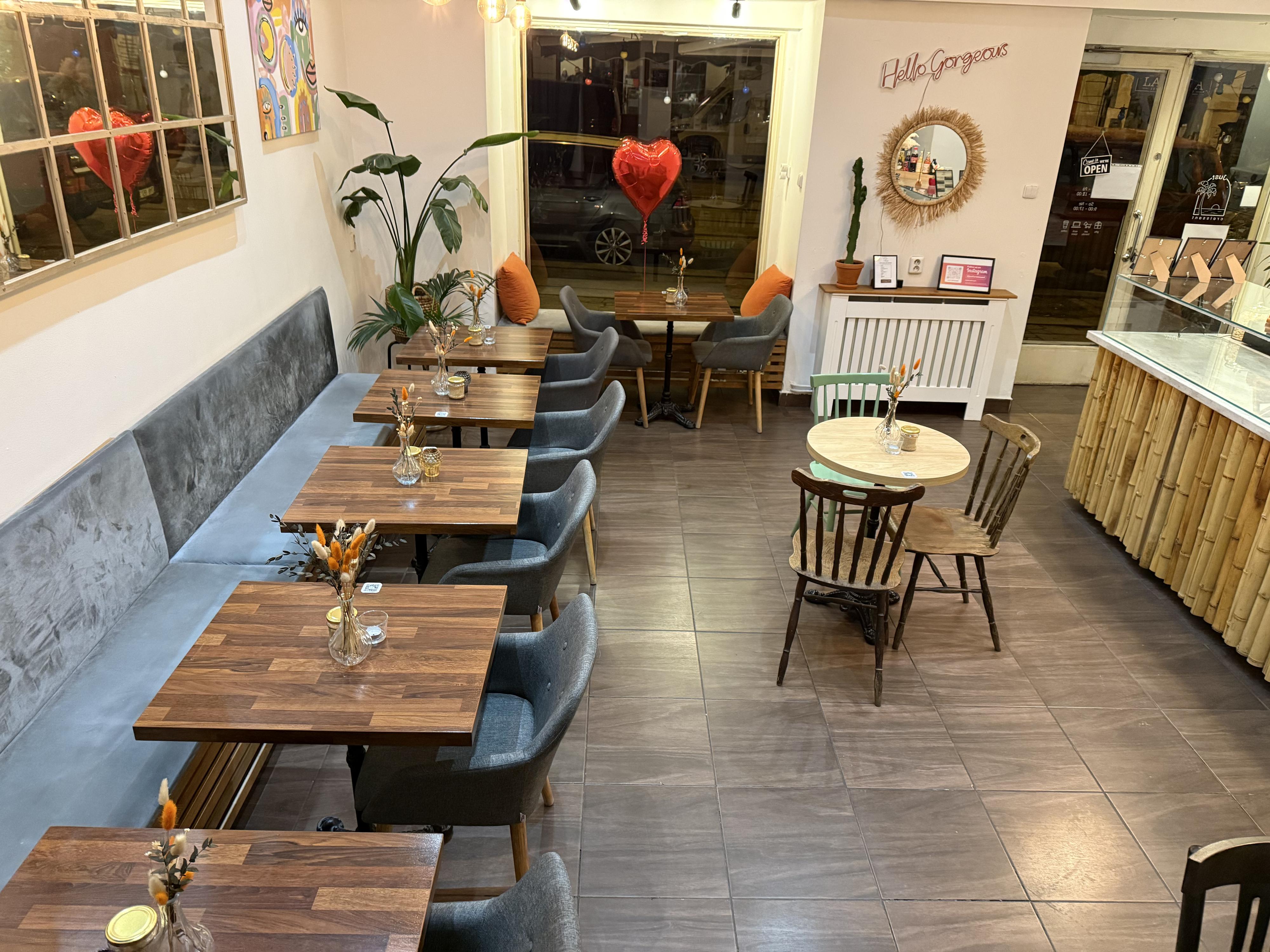 Just Croissant & Prosecco foto 2