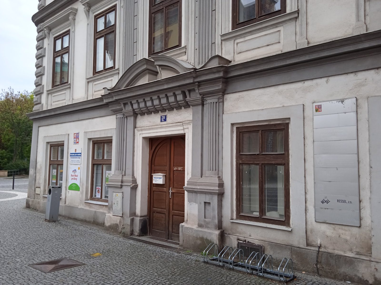 Poradna pro rodinu Pardubického kraje foto 1