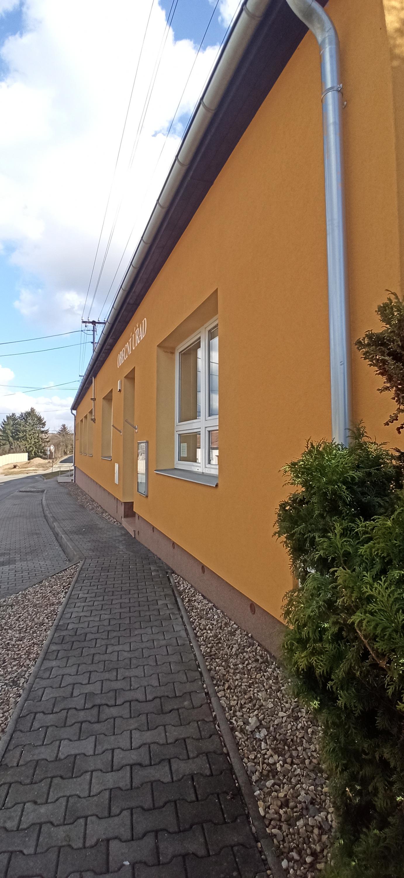 Uhřice - obecní úřad foto 4