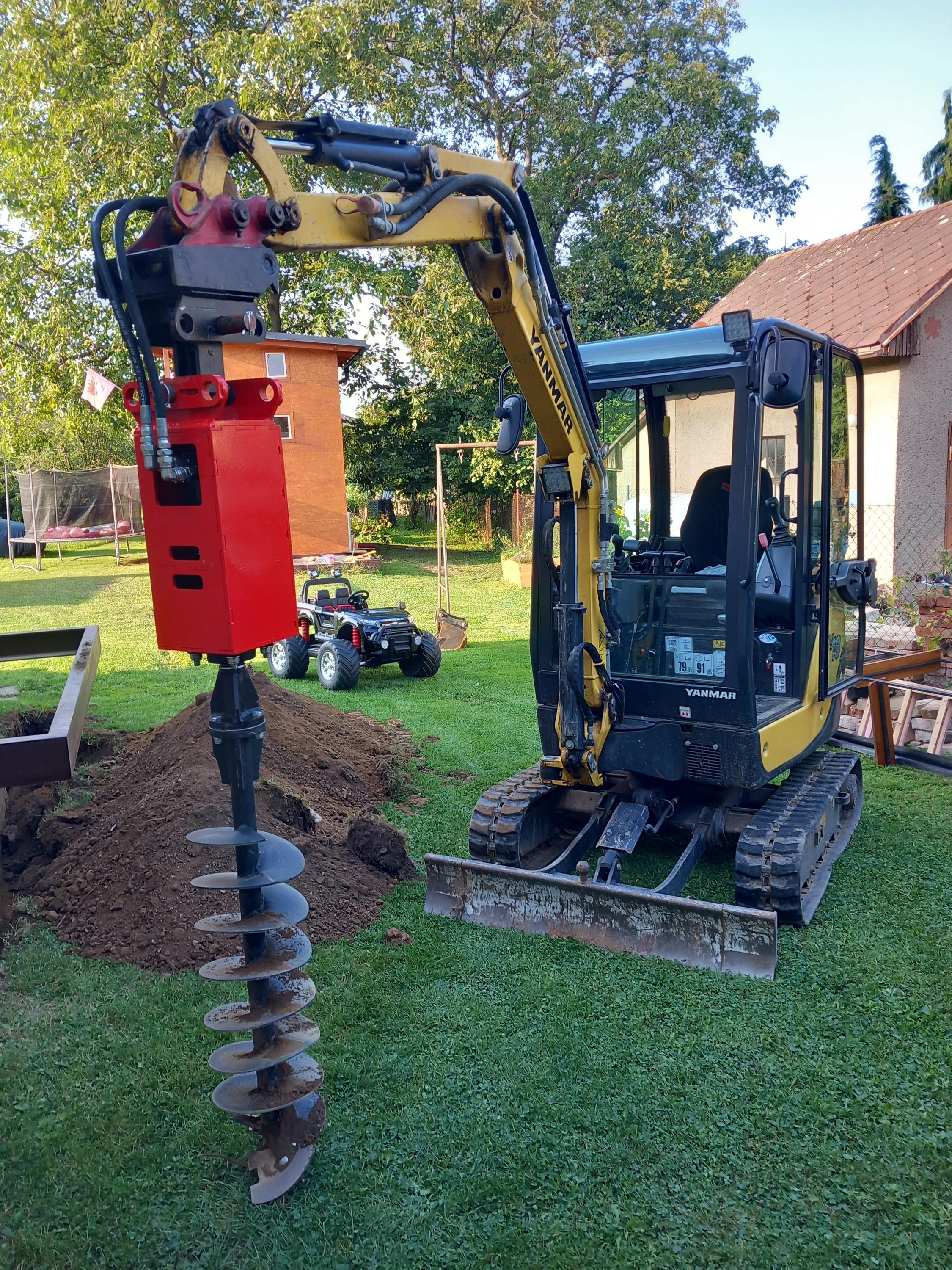 Třídicí lžíce a minibagr Jiří Šindelář foto 2